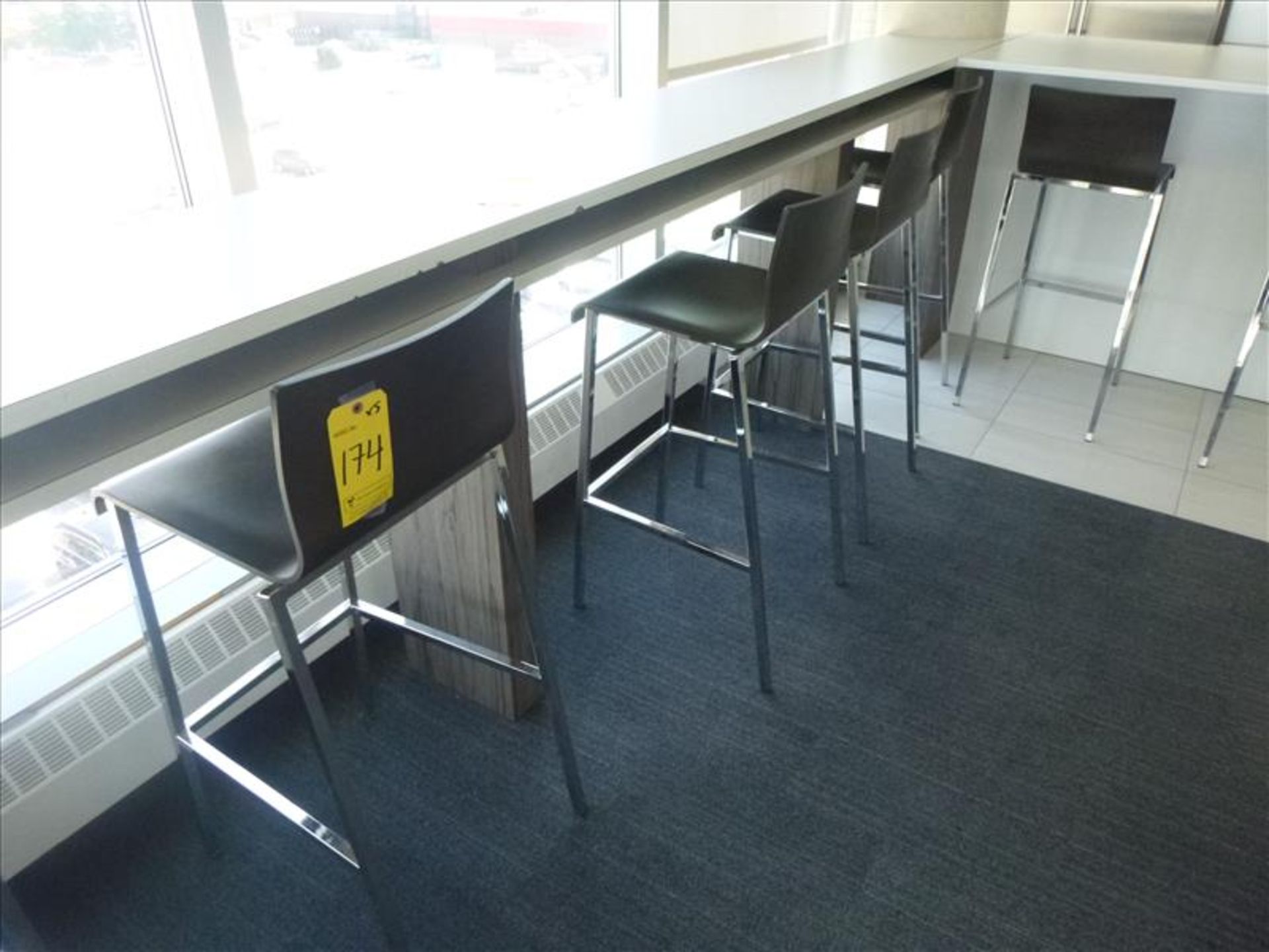 (5) stools [FLR4]