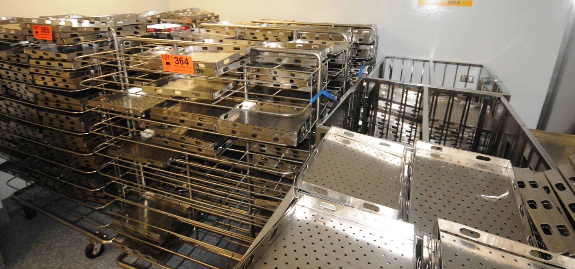 LOT/ 10.5" X 11.5" STAINLESS STEEL TRAYS WITH ROLLING RACKS (RM 322) [LOT 364 - REMOVAL FEE - $50 - Image 2 of 2