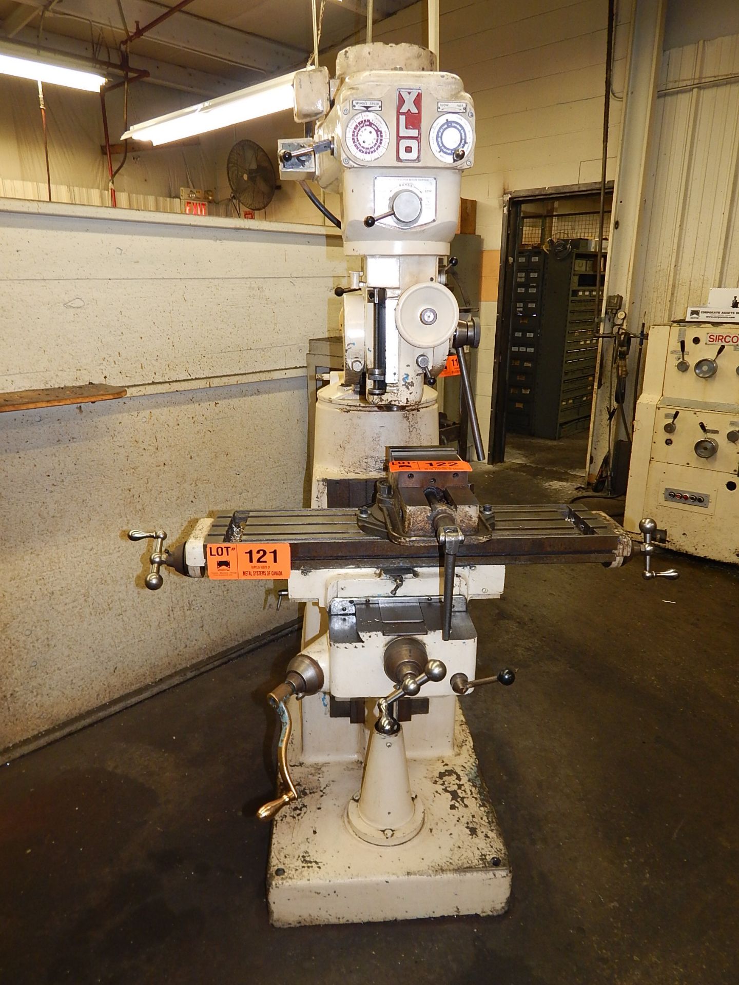 XLO VERTICAL MILL WITH 1HP, SPEEDS TO 3800RPM, 36" X 9" T-SLOT TABLE S/N: 6020614 (CI) - RIGGING FEE - Image 2 of 2