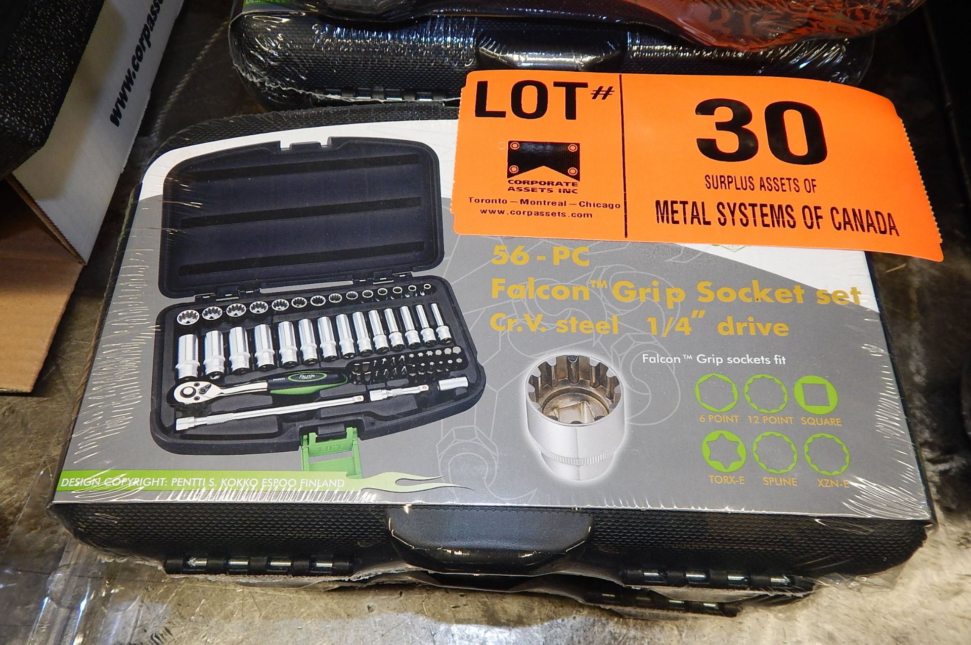 LOT/ FALCON 56 PIECE SOCKET/TOOL SET