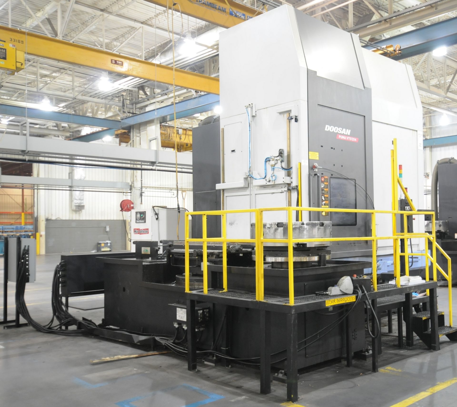 DOOSAN (2012) PUMA VTS1214 CNC VERTICAL TURNING CENTER (VTS 1214 #1) - Image 4 of 23