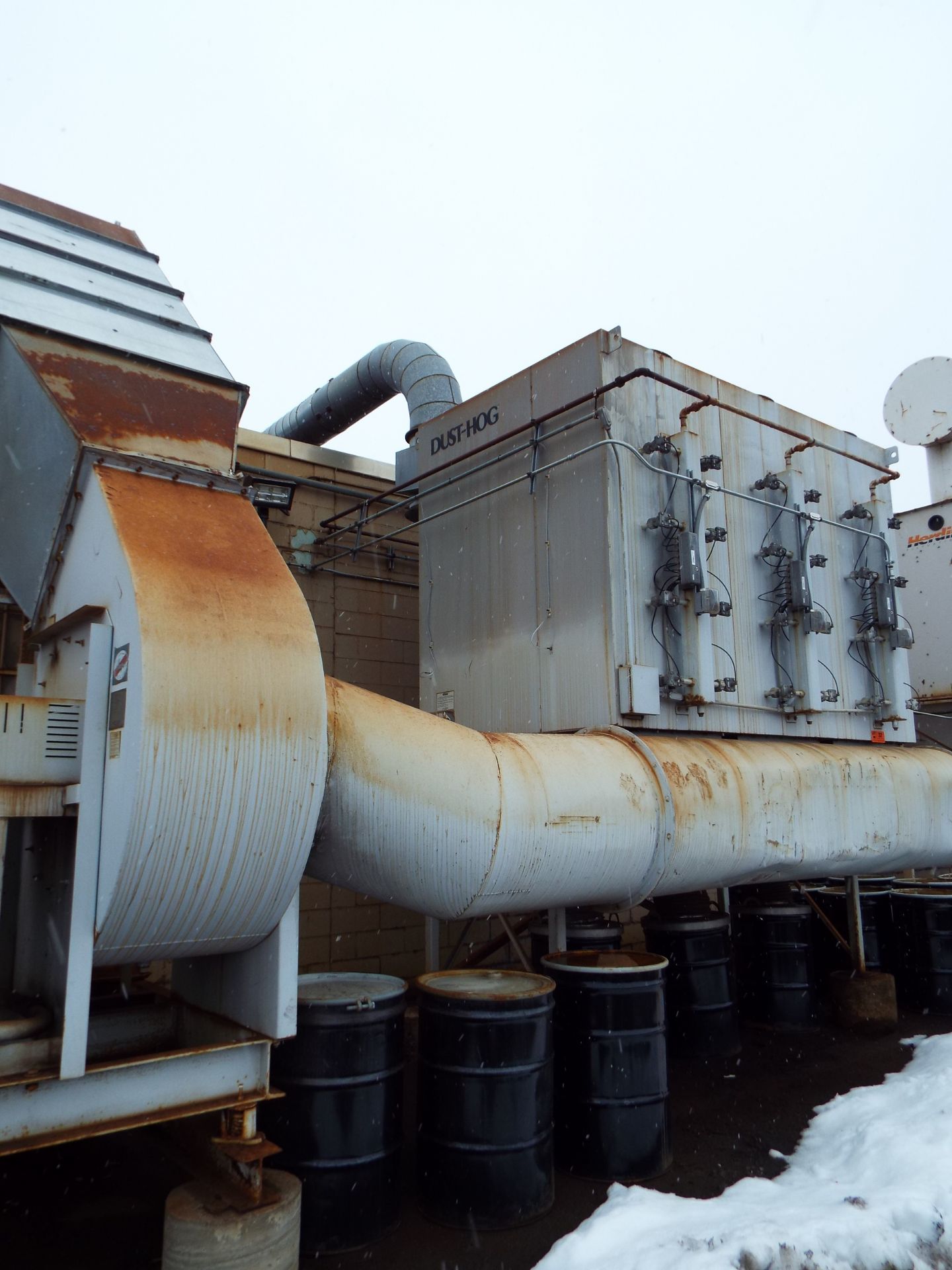 UNITED AIR SPECIALISTS DUST HOG F3H-4EH5S CARTRIDGE TYPE DUST COLLECTOR, S/N N/A (CI) (DELAYED - Image 2 of 6