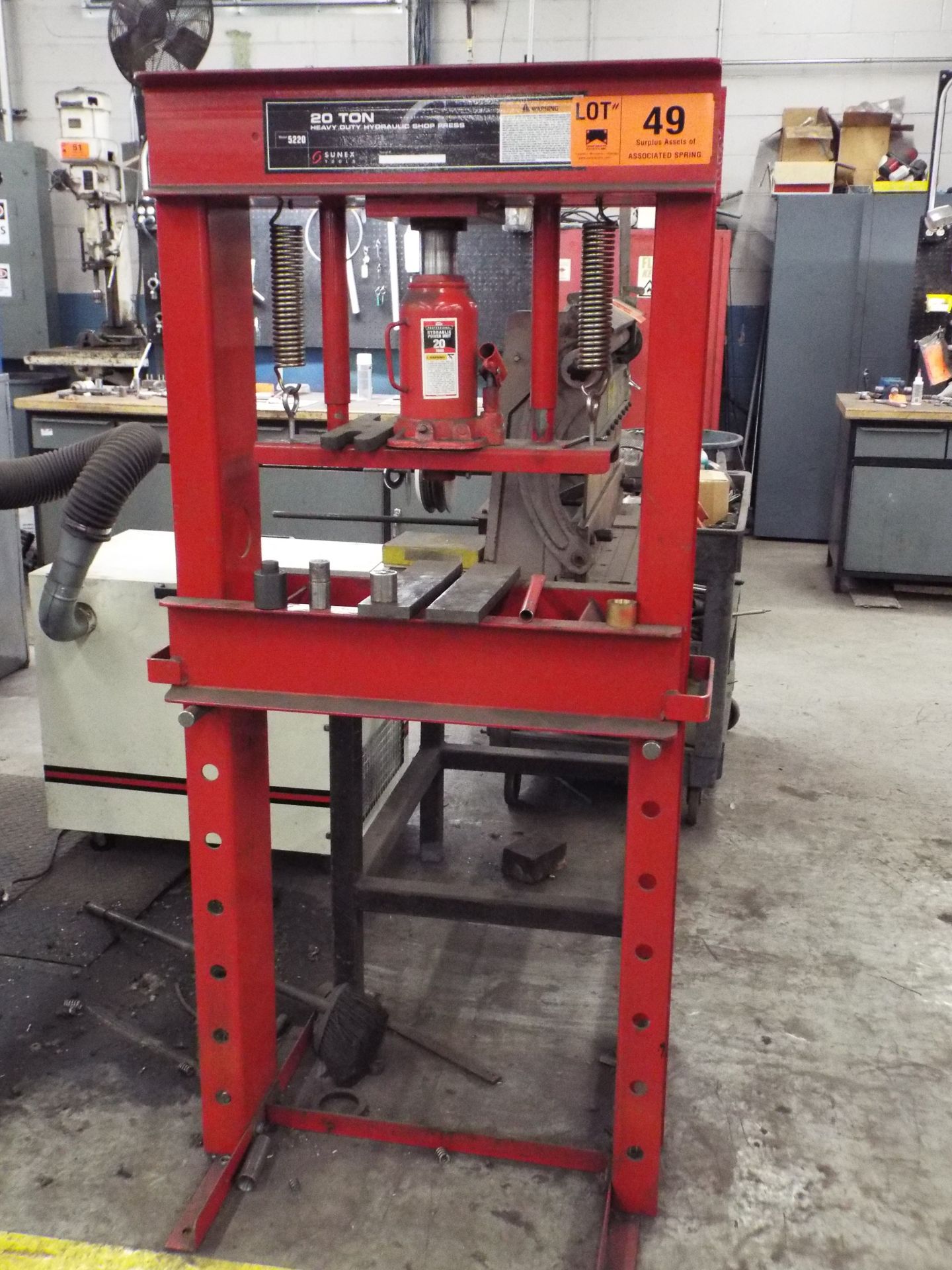 SUNEX TOOLS 20 TON CAPACITY HYDRAULIC SHOP PRESS, S/N N/A