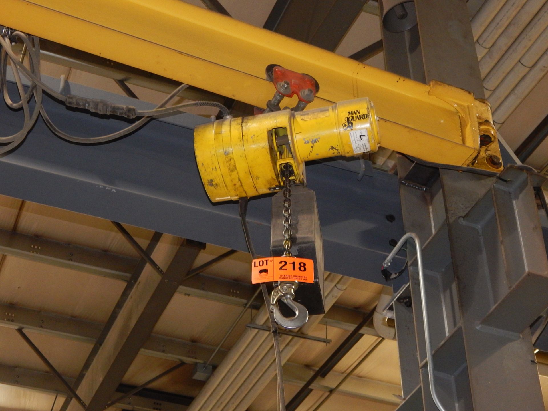 BUDGIT 1 TON CAPACITY COLUMN MOUNTED JIB CRANE WITH BUDGIT 1 TON CAPACITY ELECTRIC CHAIN HOIST, - Image 2 of 2