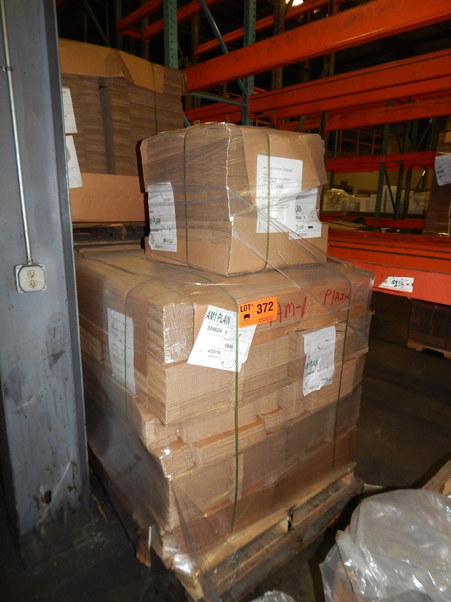LOT/ APPROX. 1000 12" X 4" X 5" BOXES