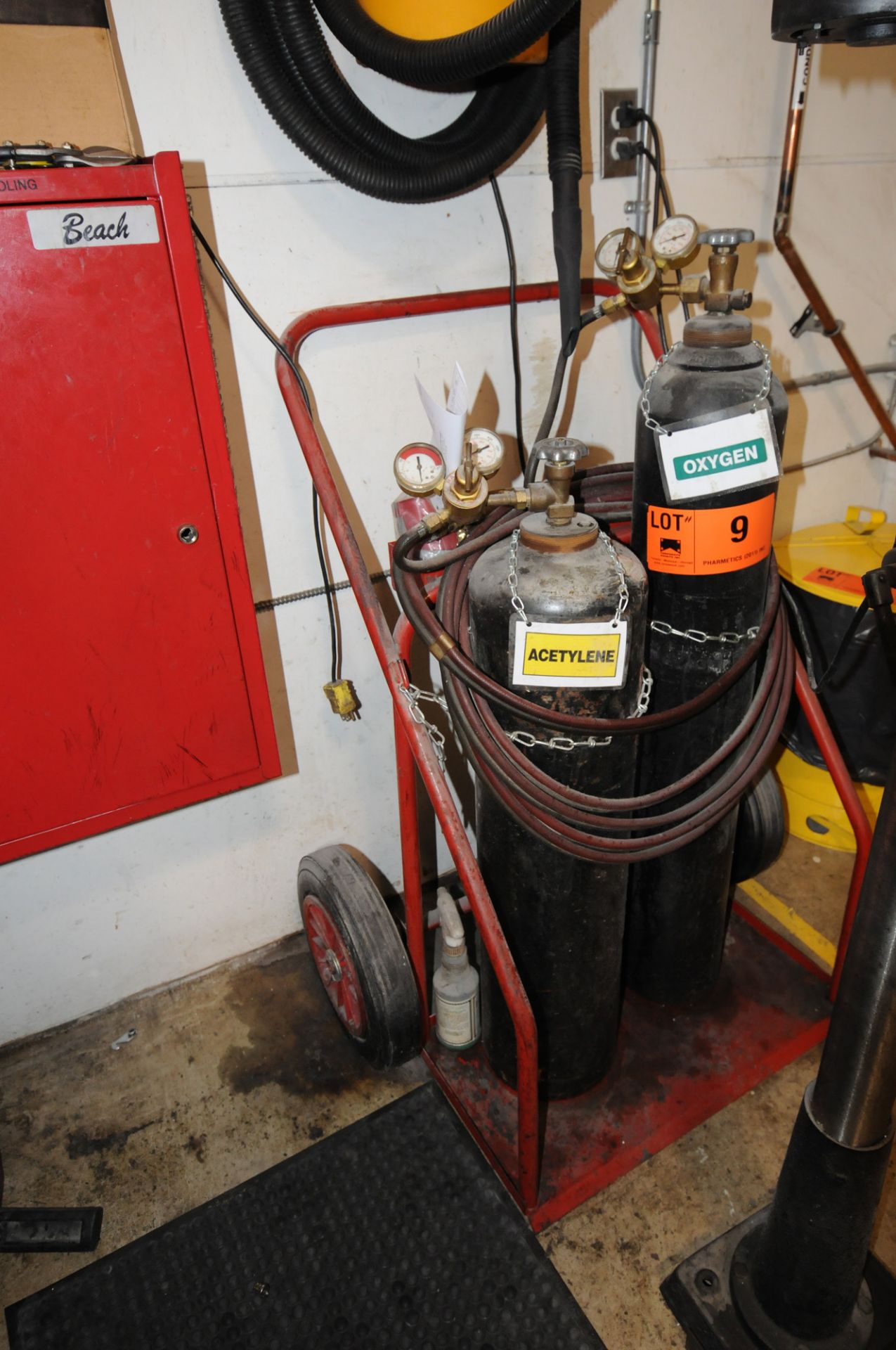 OXY-ACETYLENE TORCH CADDY (LOCATED IN BURLINGTON - ON)