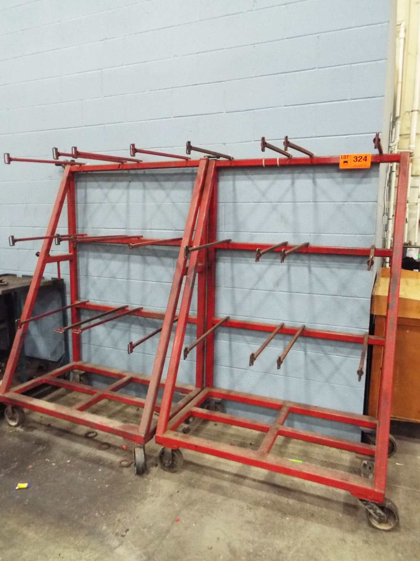 LOT/ ROLLING PARTS RACKS