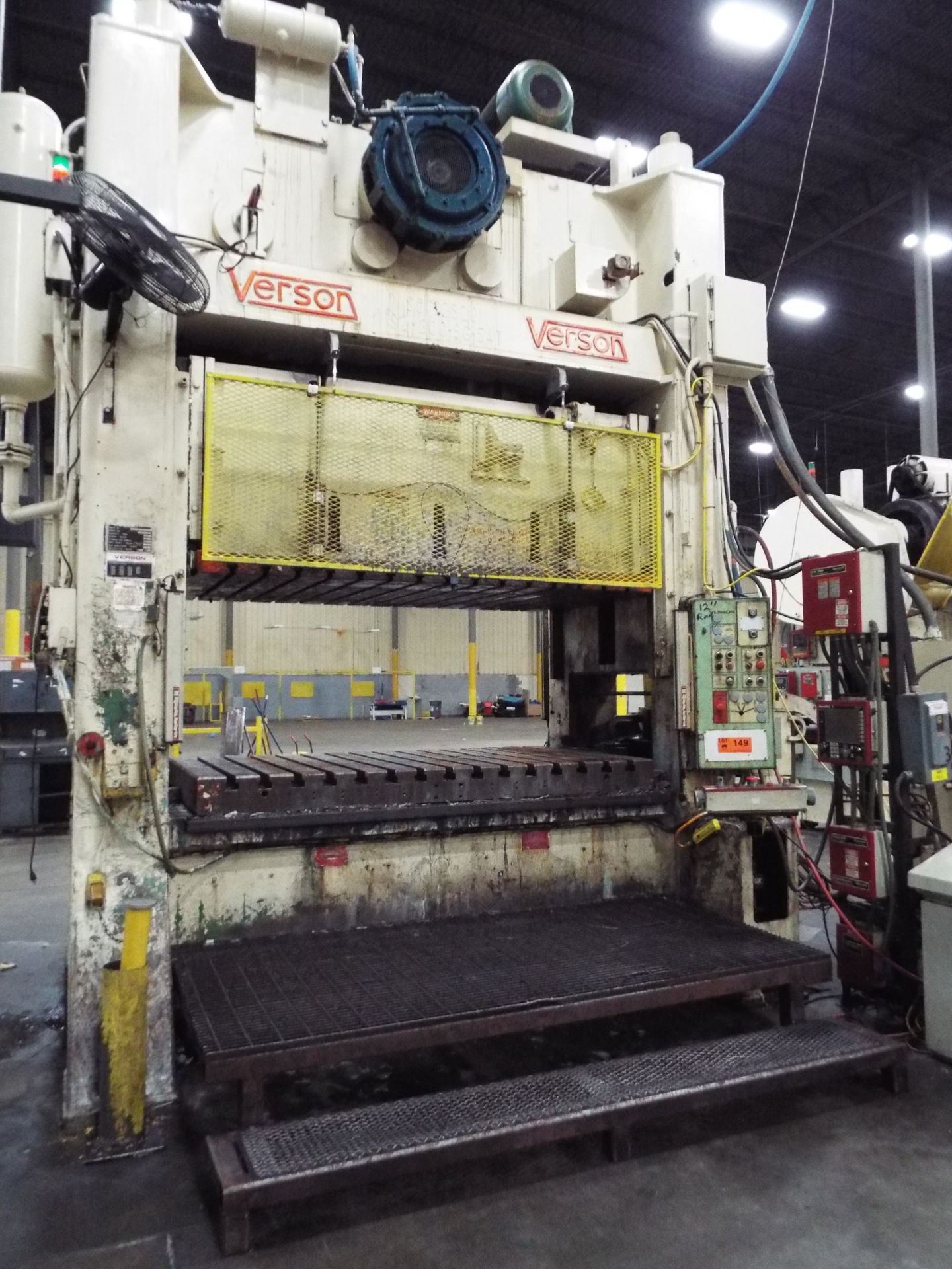 VERSON S2-300-96-54T STRAIGHT SIDE PRESS WITH 300 TON CAPACITY, 96"X54" BED, 96"X54" RAM, 12"