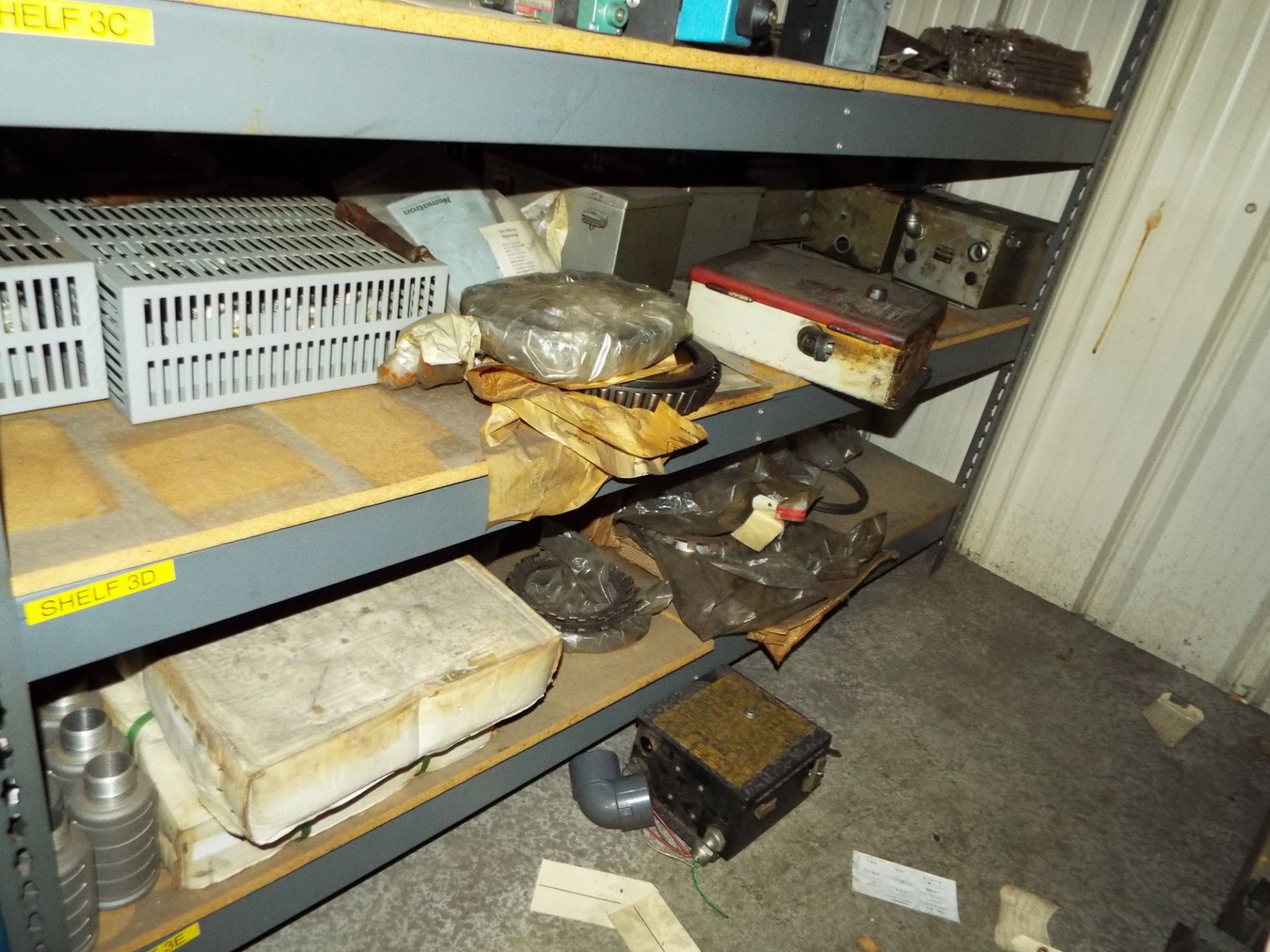 LOT/ SHELF WITH CONTENTS - BEARINGS, PLC COMPONENTS, GEARS, BELTS, CONTROL BOXES, SPARE PARTS - Image 2 of 4