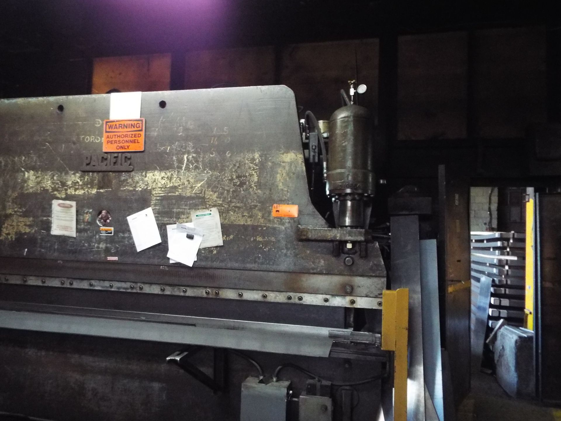 PACIFIC HYDRAULIC PRESS BRAKE WITH APPROX. 175 TON CAPACITY, 168" OVERALL BENDING LENGTH, 144" - Image 2 of 4