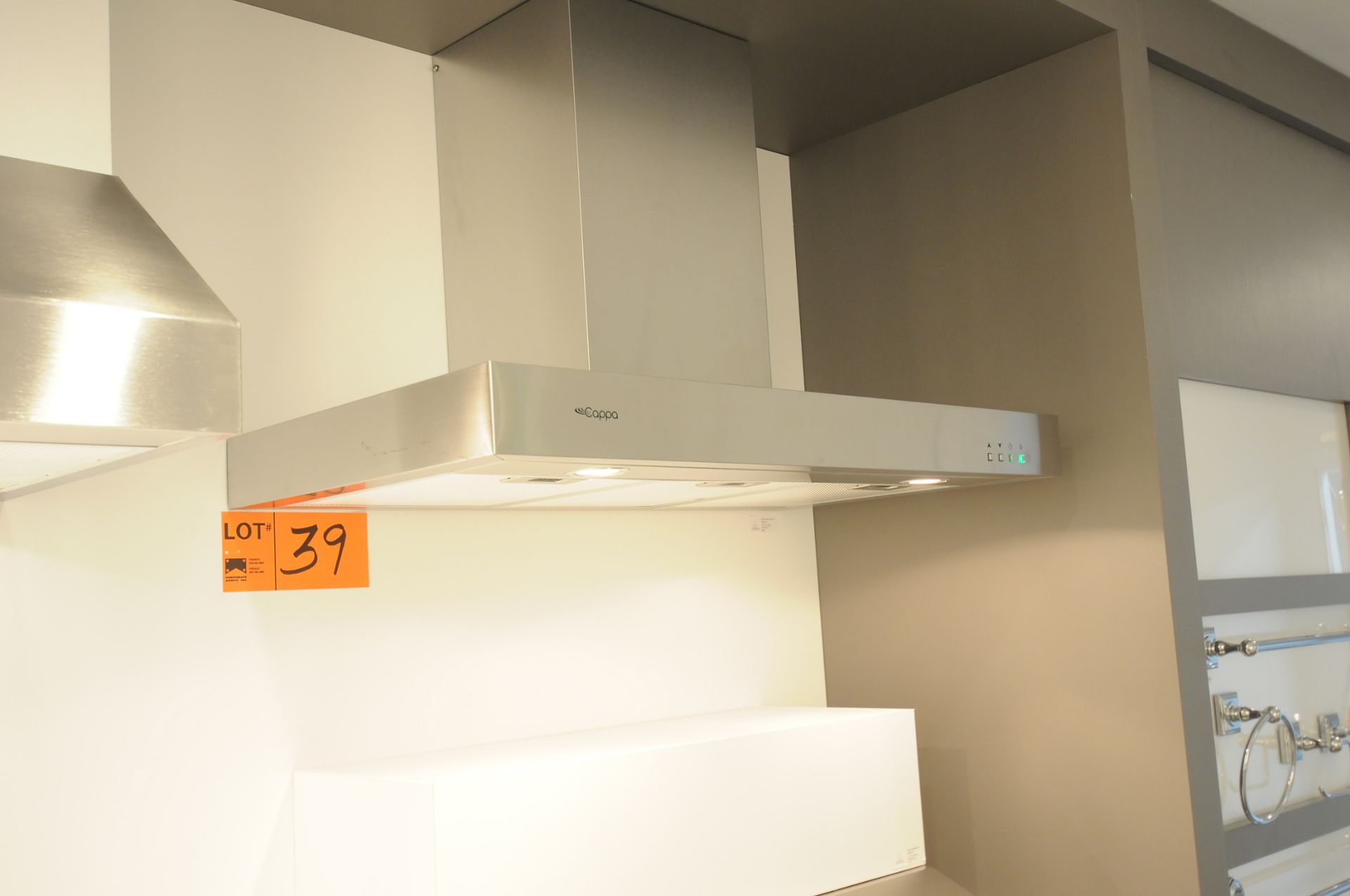 CAPPA STAINLESS STEEL RANGE HOOD - CAPPA HOTTE EN ACIER INOX