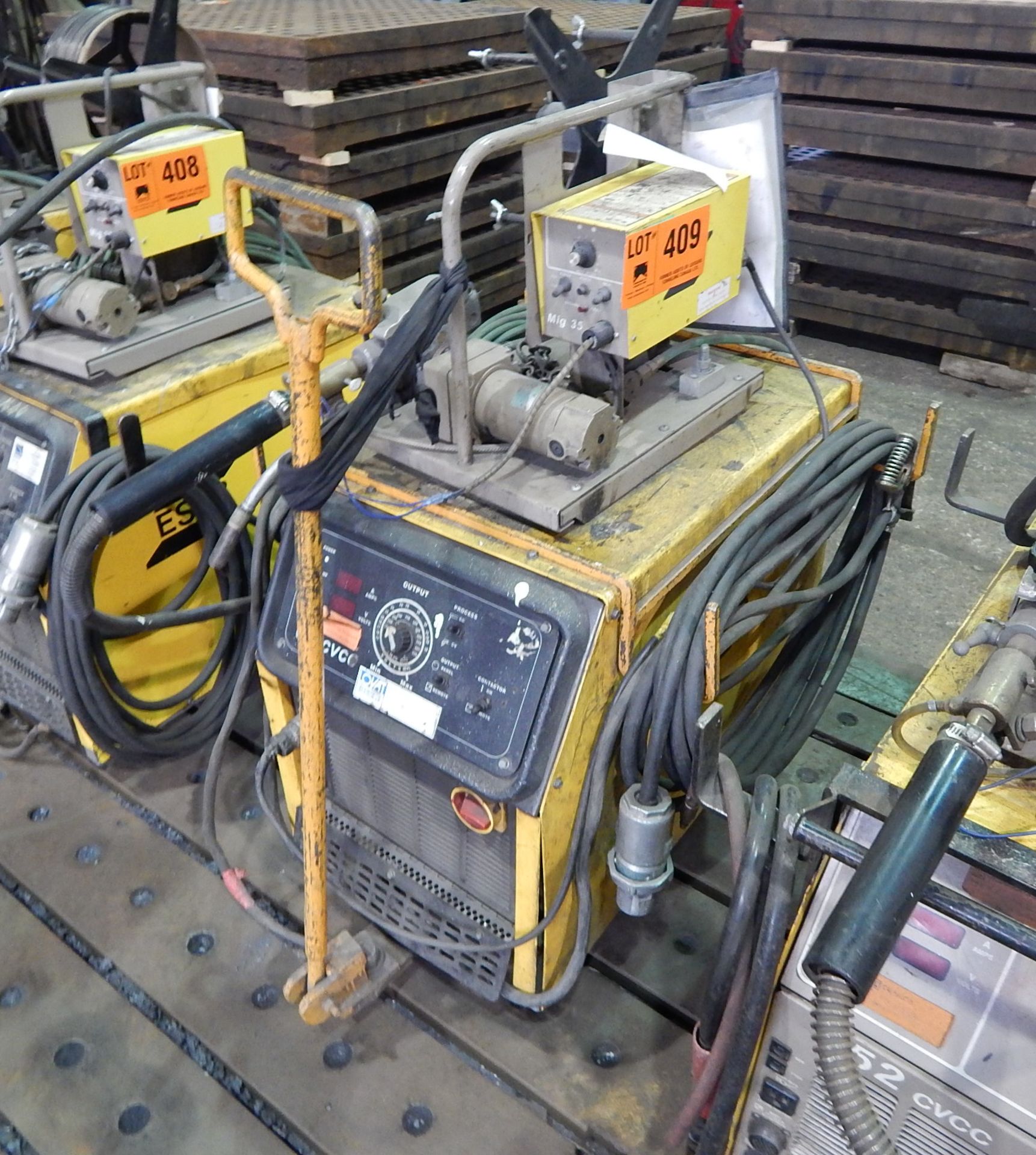 ESAB CV653CVCC DIGITAL MIF WELDER WITH ESAB WIRE FEEDER