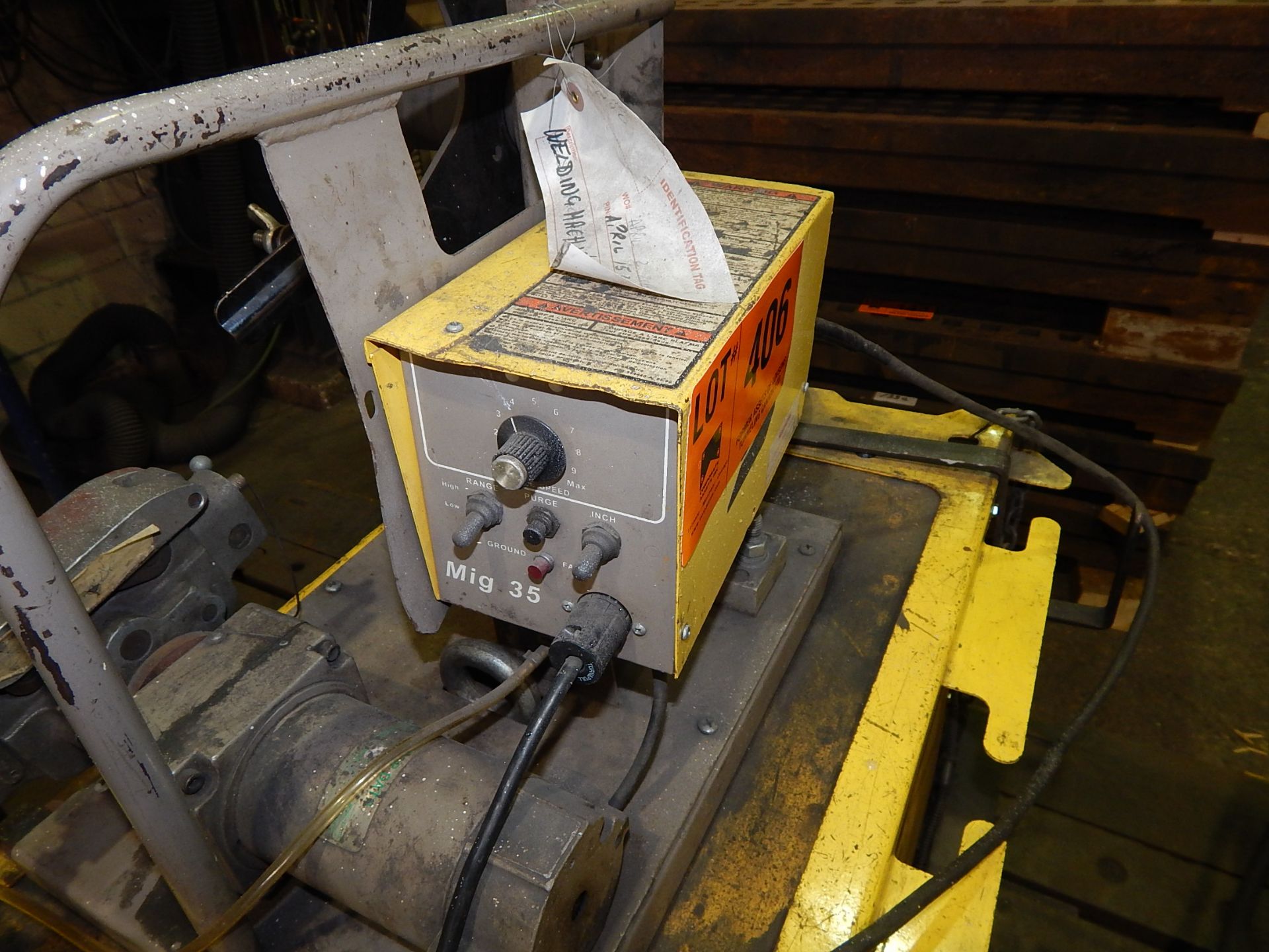 ESAB CV653CVCC DIGITAL MIF WELDER WITH ESAB WIRE FEEDER - Bild 3 aus 3