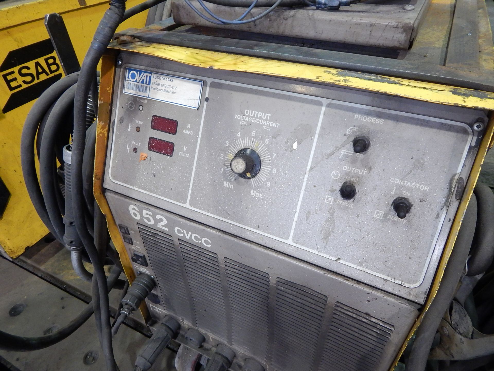 ESAB 652CVCC DIGITAL MIG WELDER WITH ESAB WIRE FEEDER - Bild 2 aus 3