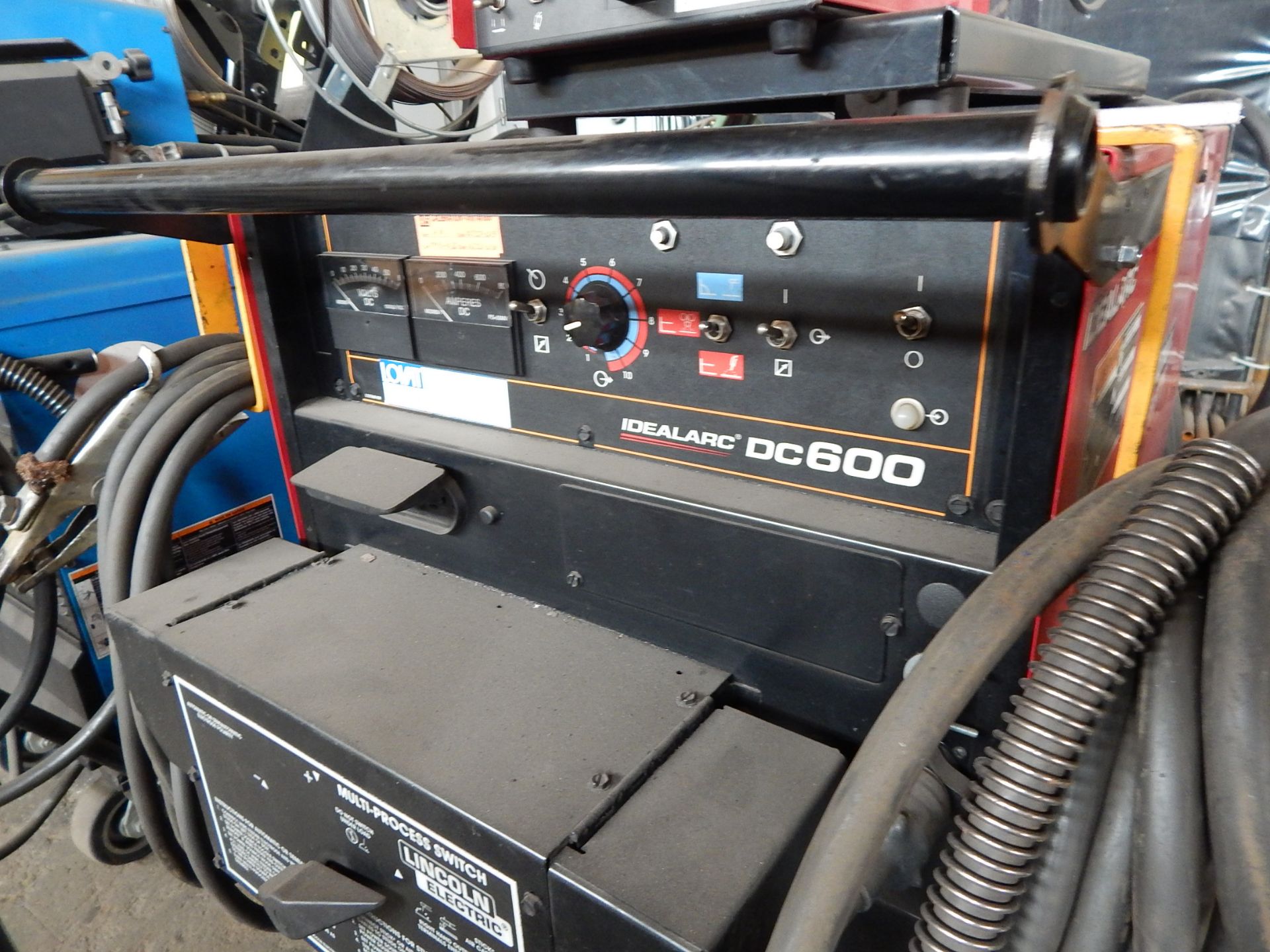 LINCOLN ELECTRIC IDEALARC DC600 MIG WELDER WITH LINCOLN ELECTRIC LF-74 WIRE FEEDER - Bild 2 aus 3