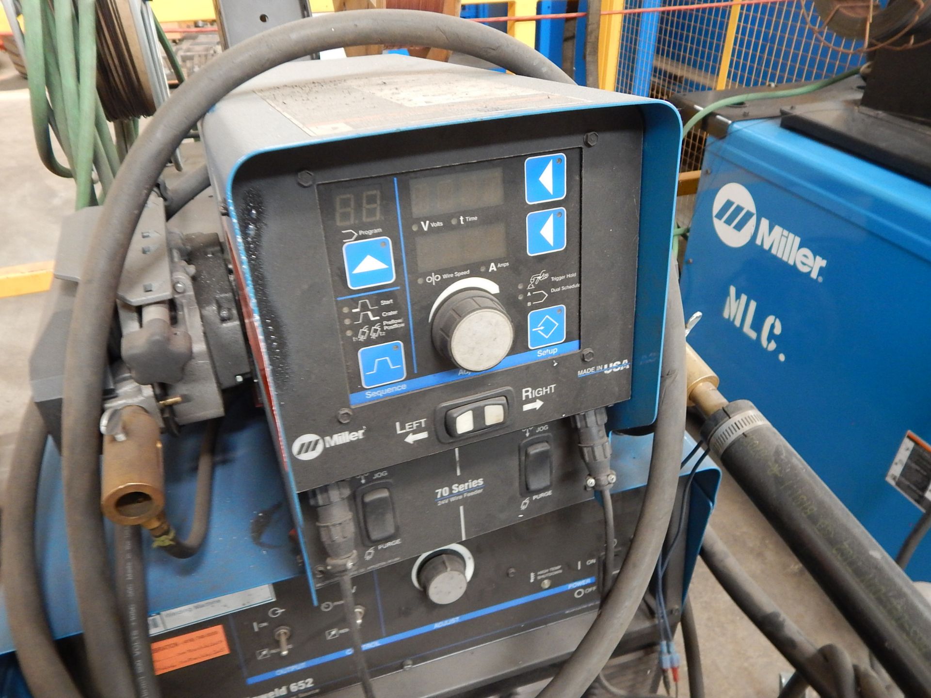 MILLER DELTAWELD 652 MIG WELDER WITH MILLER 70 SERIES MIG WIRE FEEDER - Bild 2 aus 2