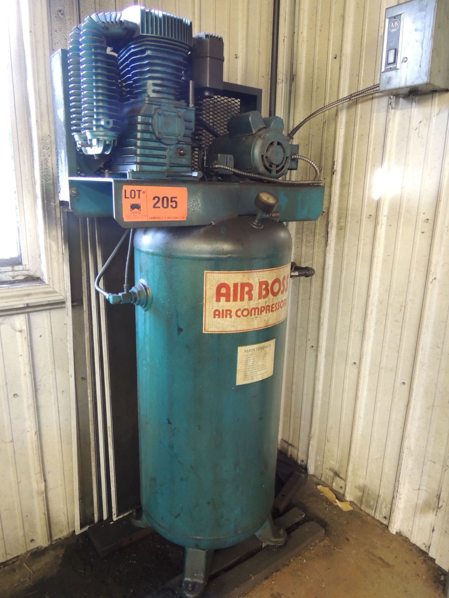 AIR BOSS 5 HP UPRIGHT PISTON-TYPE TANK MOUNTED AIR COMPRESSOR, S/N: N/A (CI) (DELAYED DELIVERY)