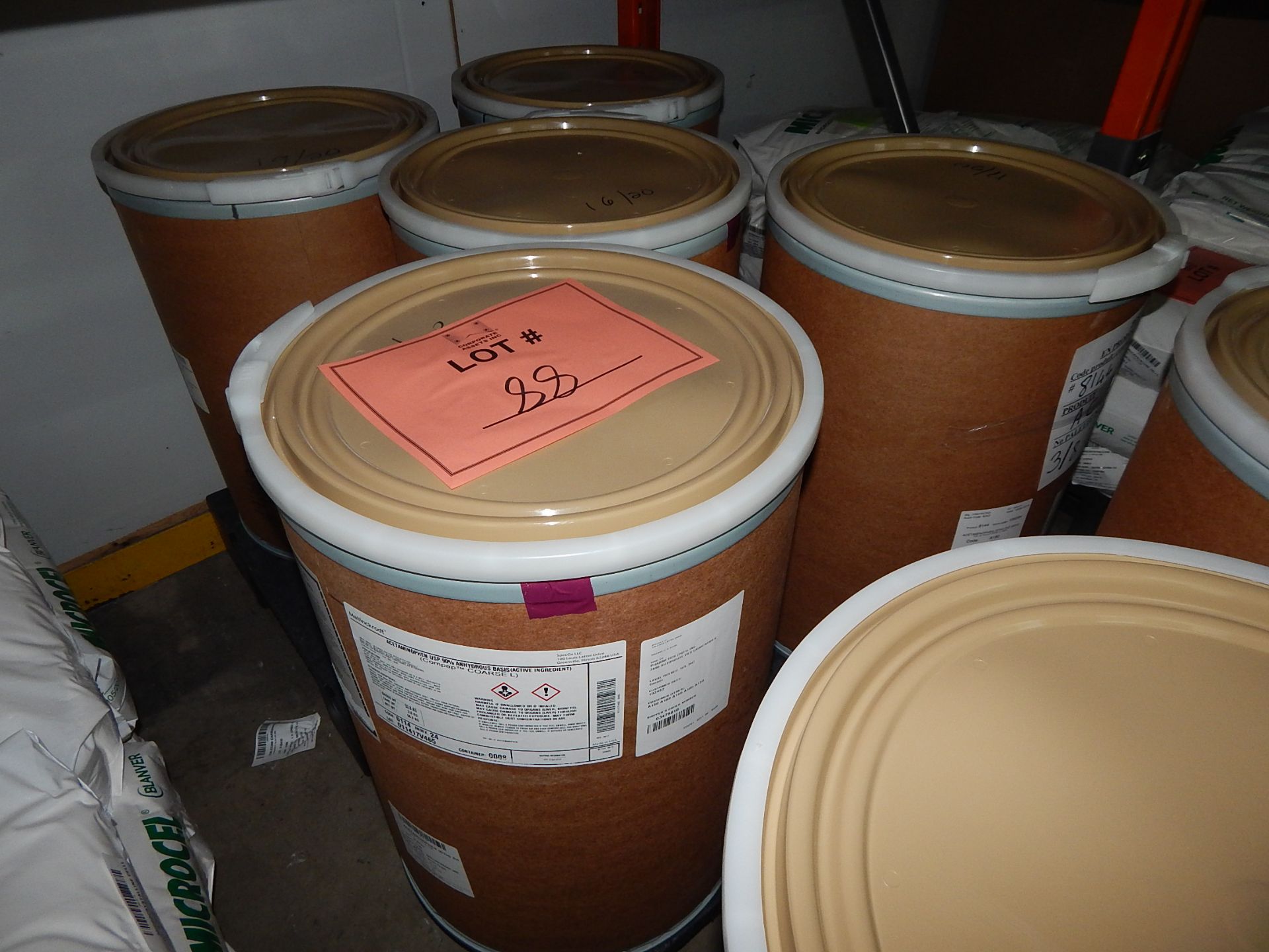 LOT/ SKID WITH CONTENTS CONSISTING OF 50KG DRUMS OF ACETAMINOPHEN