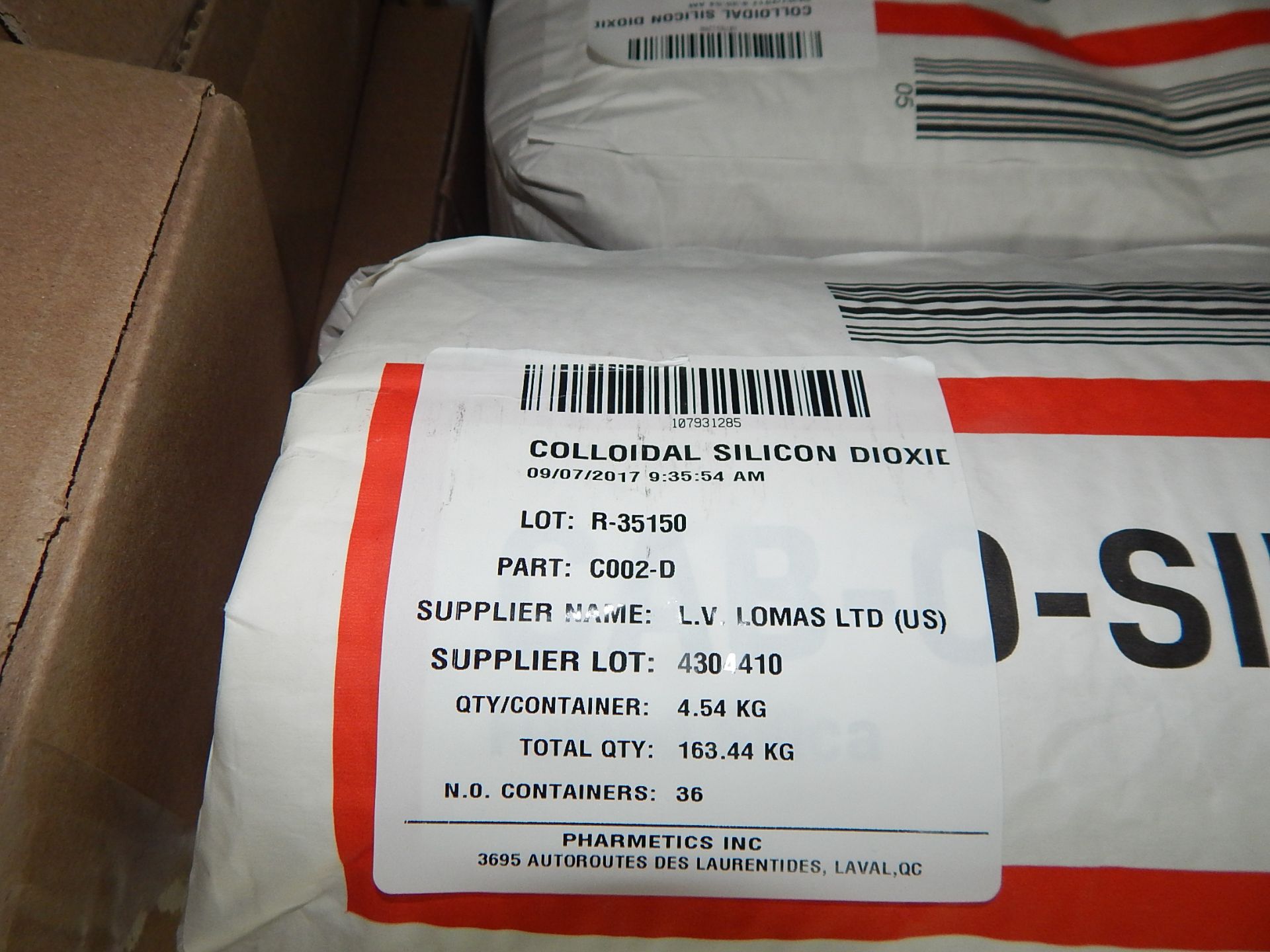 LOT/ SKID WITH CONTENTS CONSISTING OF 50KG DRUMS OF ACETAMINOPHEN AND BAGS OF COLLOIDIAL SILICA - Image 2 of 4