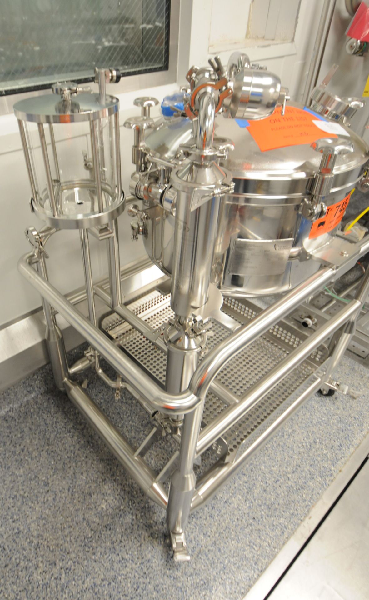 SOMMER & STRASSBURGER (2013) RAUM/CHAMBER STAINLESS STEEL CART MOUNTED PORTABLE REACTOR VESSEL - Image 3 of 6