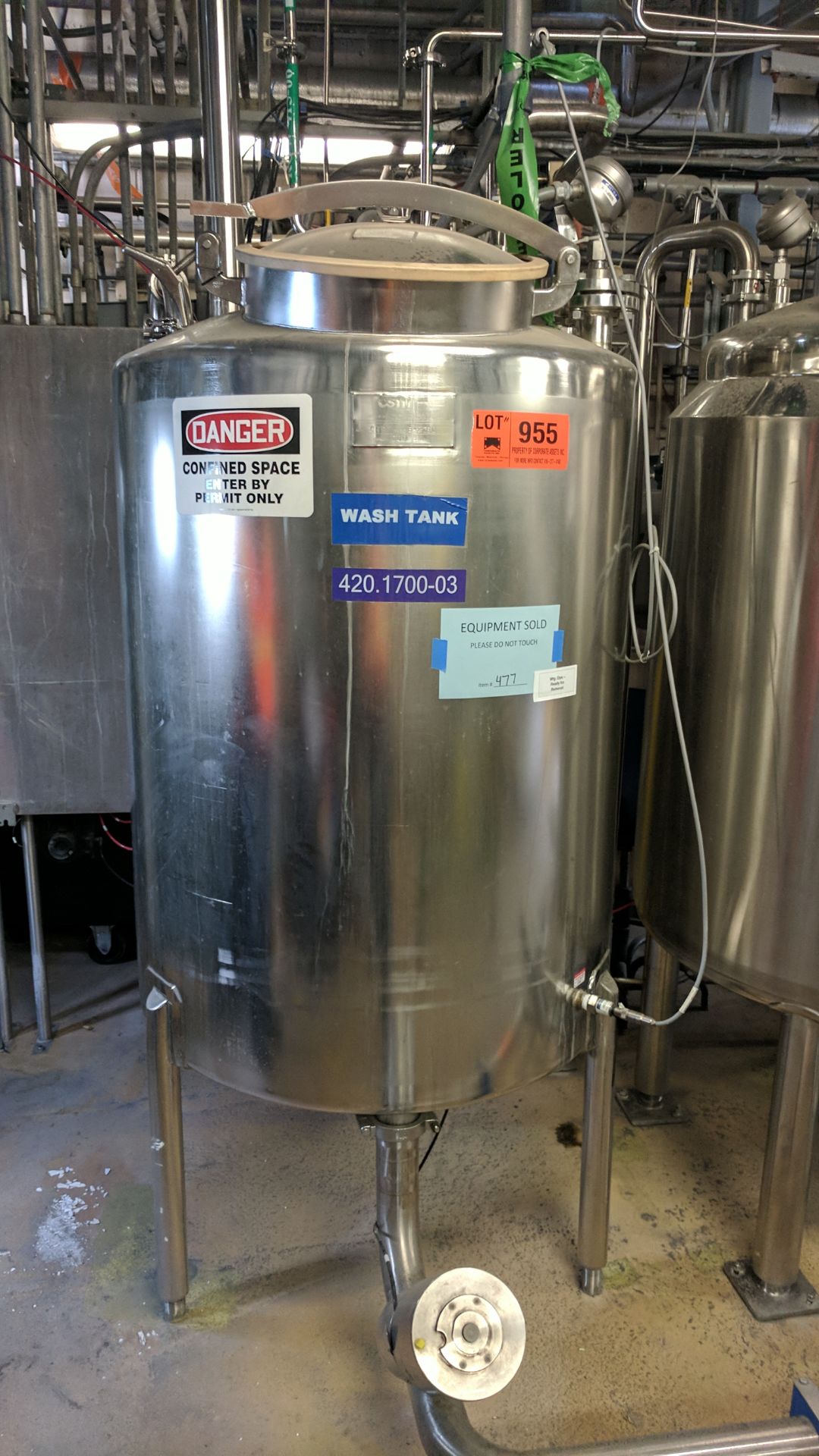 ROYAL WELDING AND FABRICATING (2013) JACK STAINLESS STEEL 200 GAL. CAP. WASH TANK S/N: 10978 -