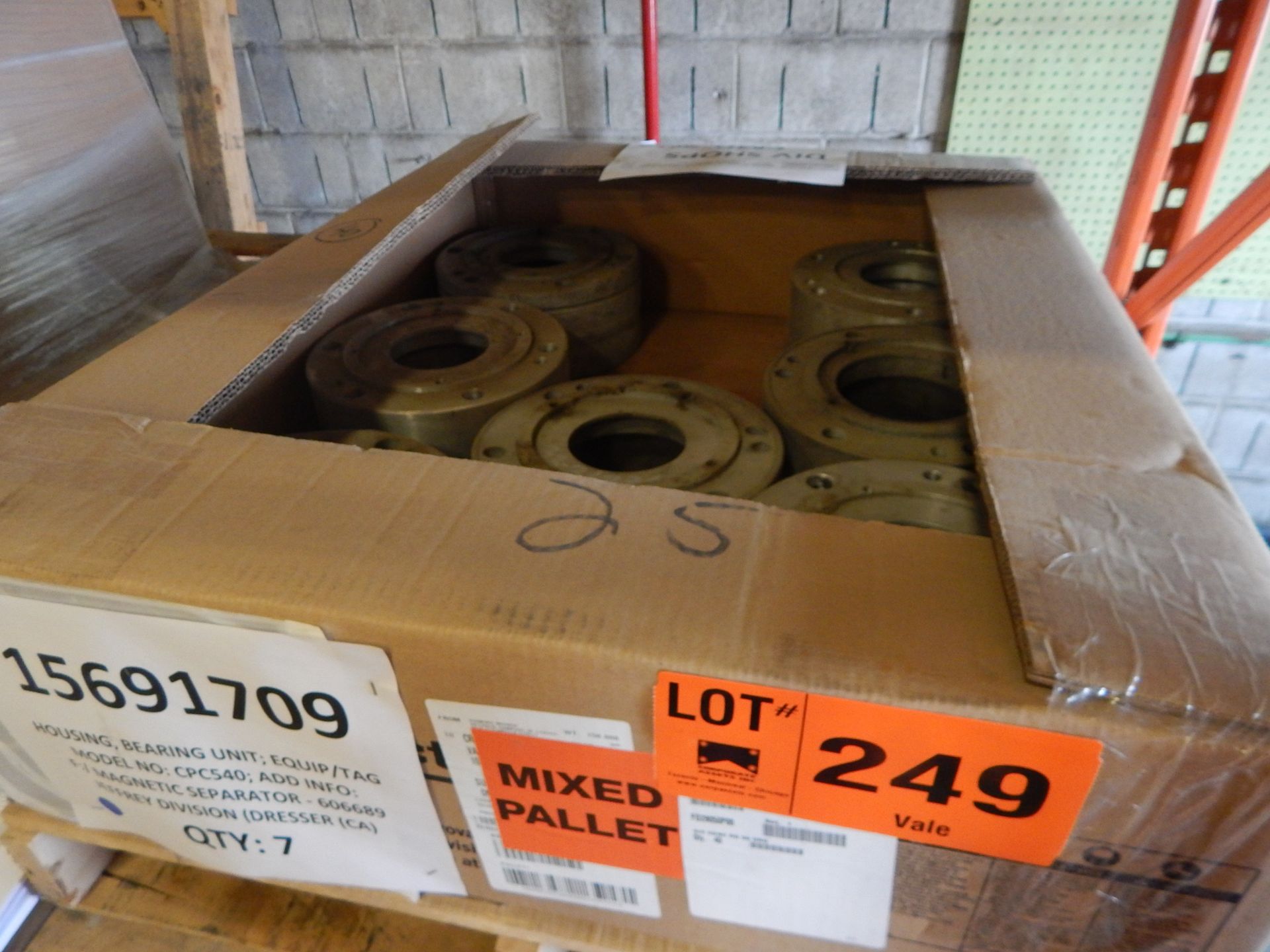 LOT/ (7) BEARING HOUSINGS (LOCATED AT CMD WAREHOUSE)