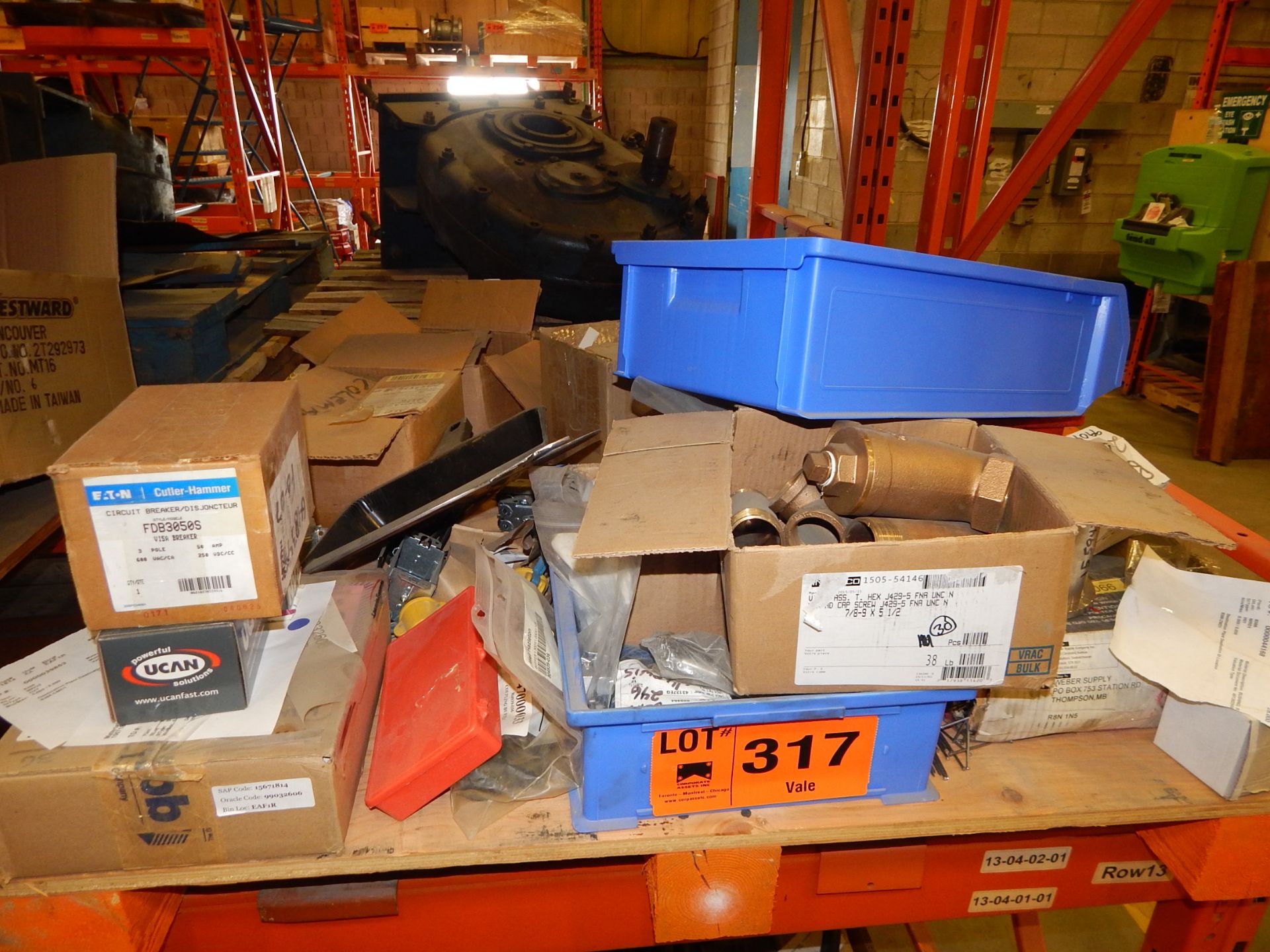 LOT/ CONTENTS OF SKID CONSISTING OF HARDWARE (LOCATED AT CMD WAREHOUSE)