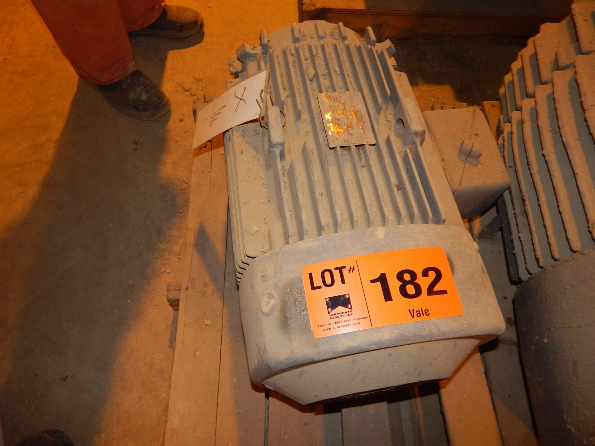 30 HP ELECTRIC MOTOR (LOCATED AT STOBIE MINE)