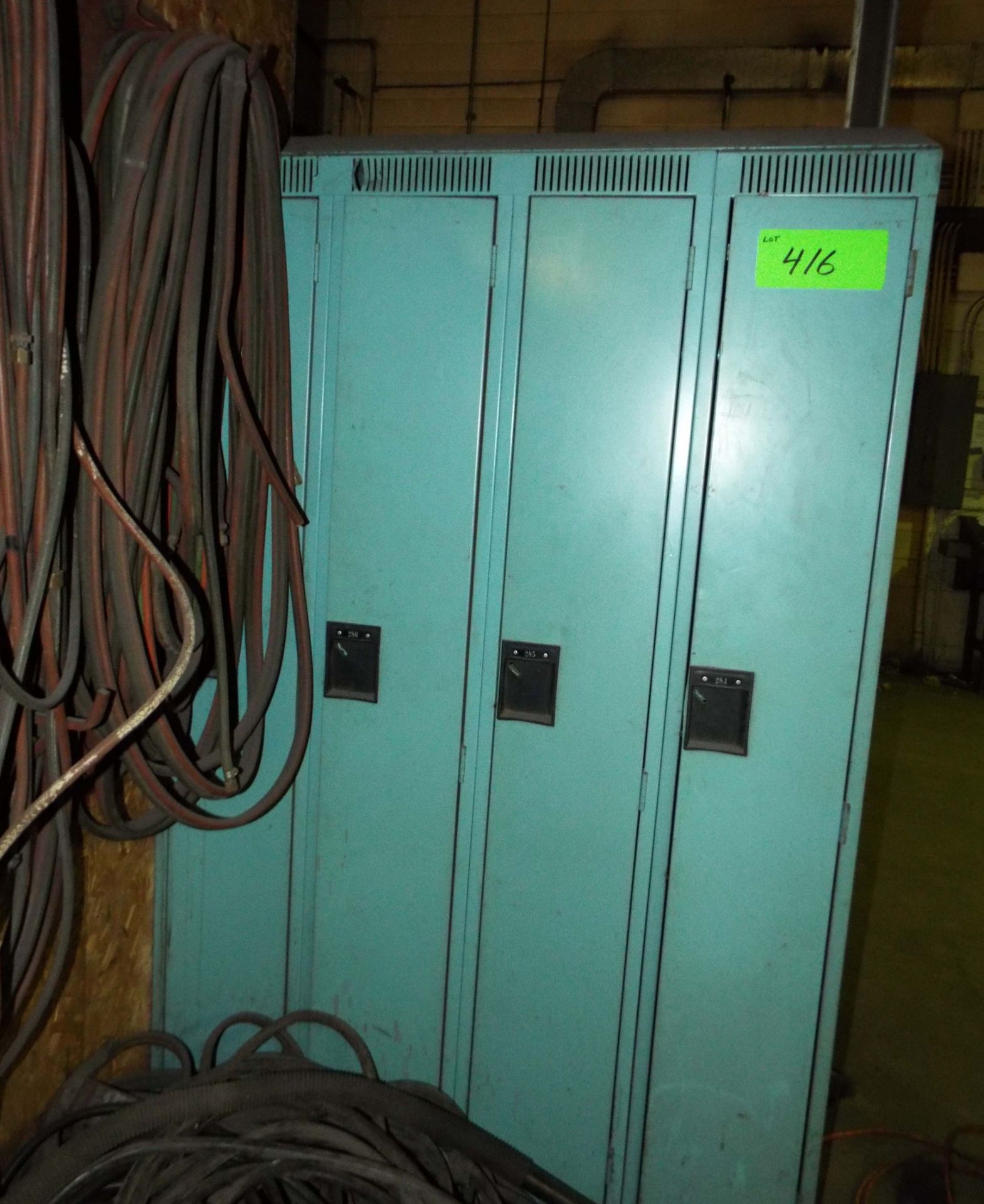 LOT/ LOCKERS THROUGHOUT SHOP (APPROX. 6)