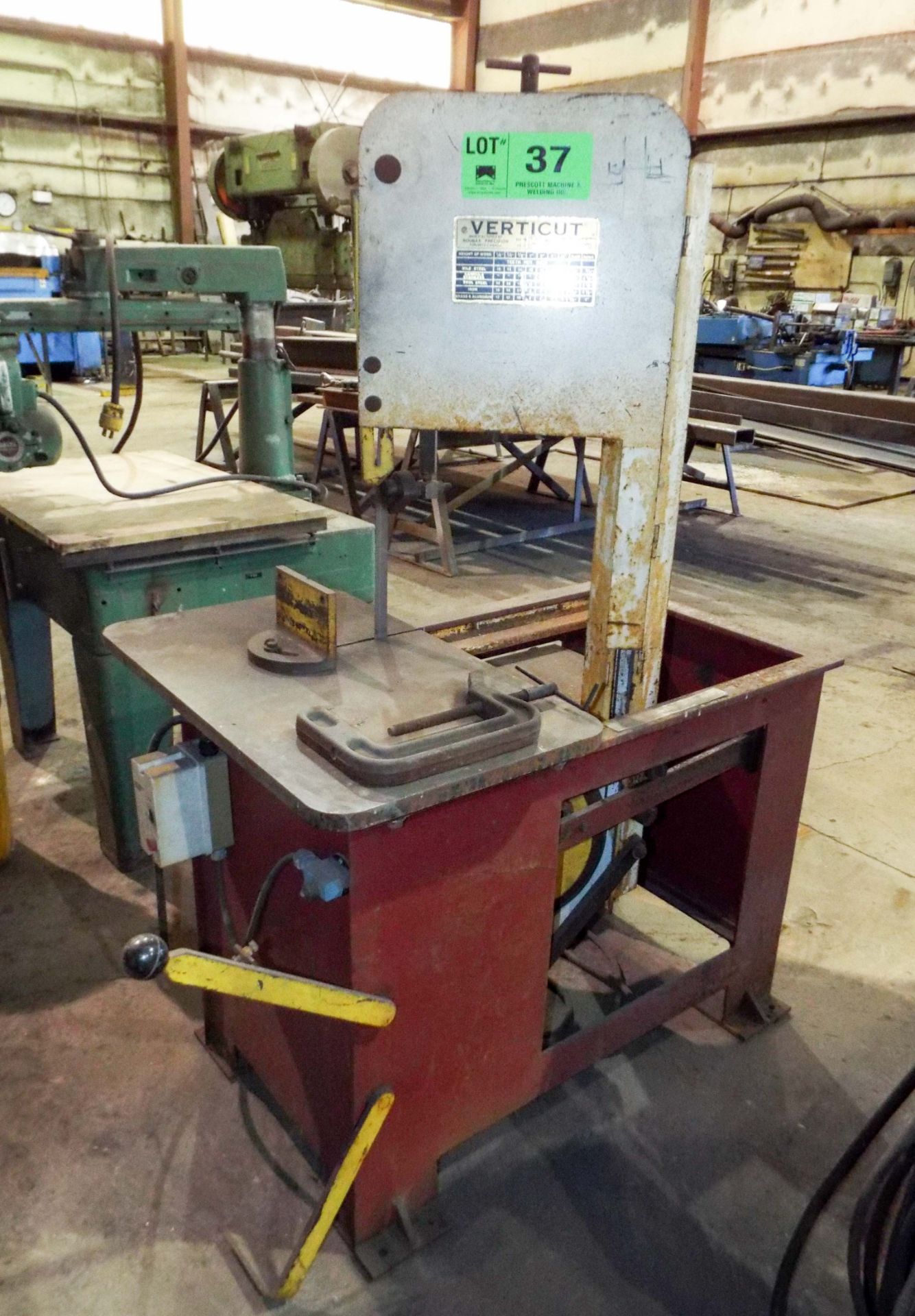 BAXTER VERTICUT 115B ROLL-IN TYPE VERTICAL BAND SAW, S/N: 3990