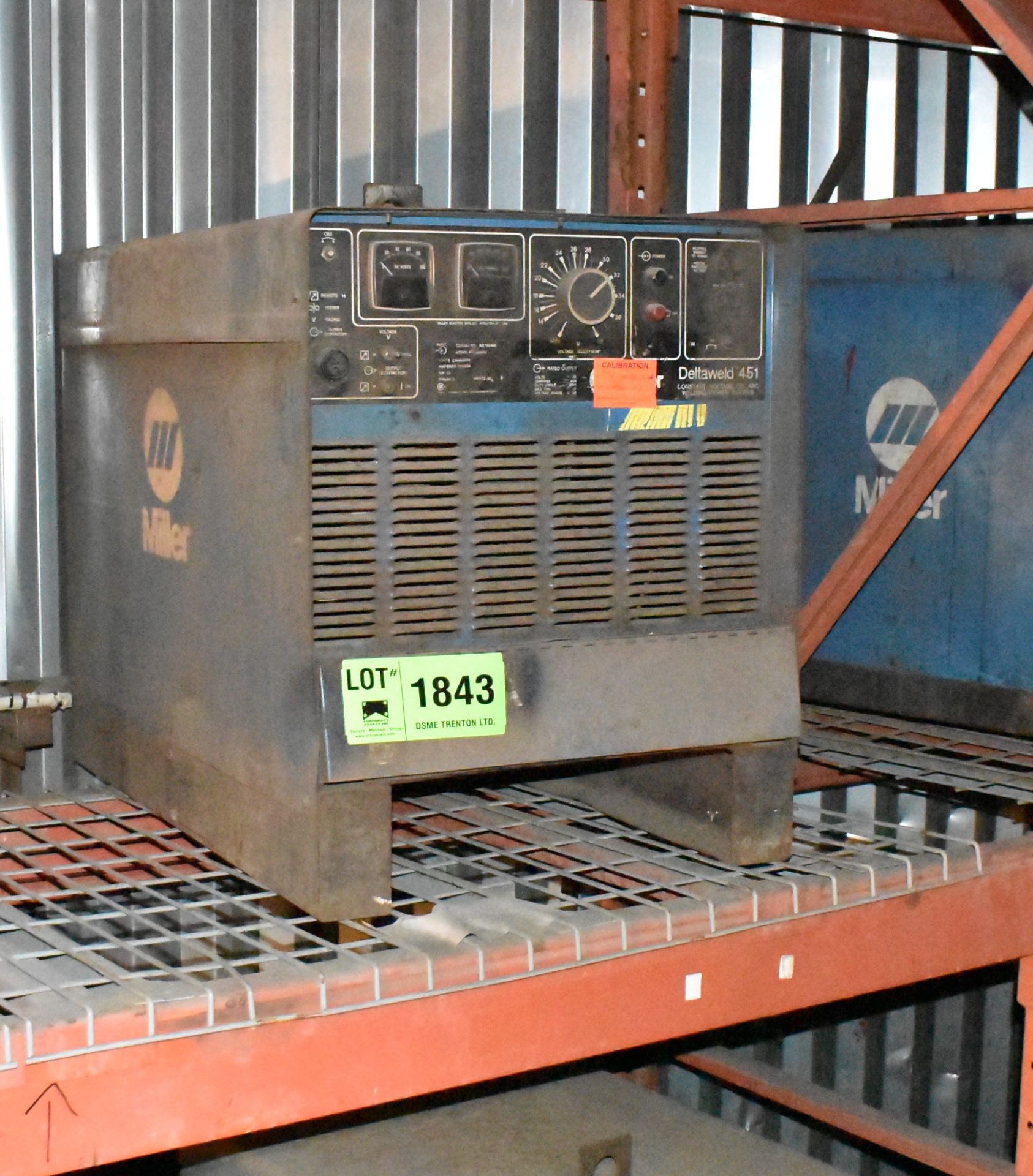 MILLER DELTAWELD 451 WELDING POWER SOURCE [RIGGING FEE FOR LOT# 1843 - $40 USD +PLUS TAXES]