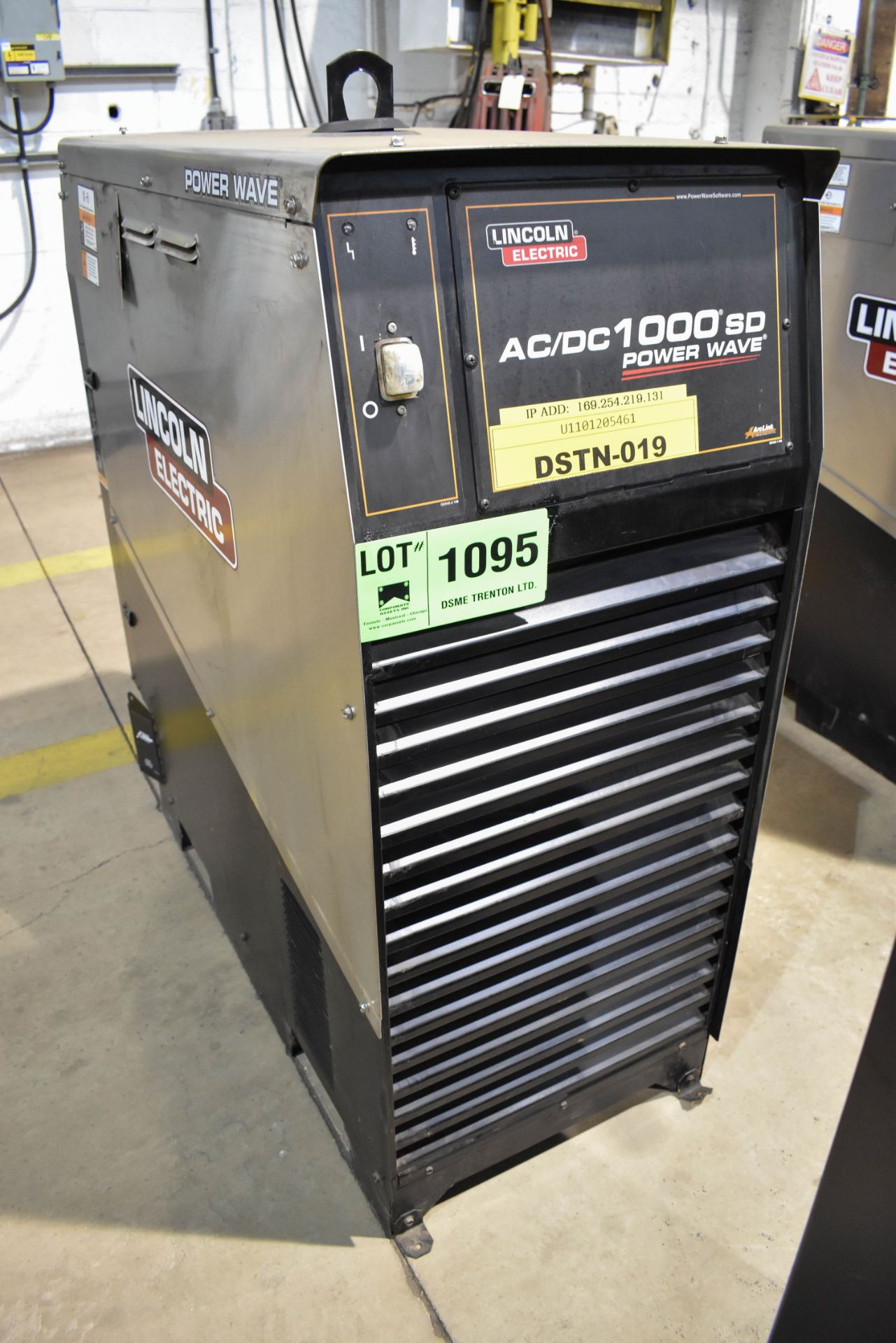 LINCOLN ELECTRIC AC/DC1000SD POWER WAVE WELDING POWER SOURCE (CI) [RIGGING FEE FOR LOT# 1095 - $