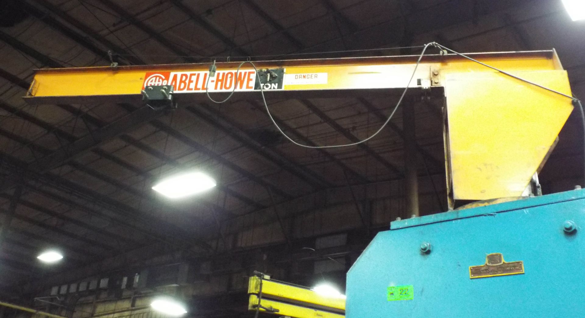 ABELL-HOWE 1 TON JIB ARM WITH TROLLEY (CI)