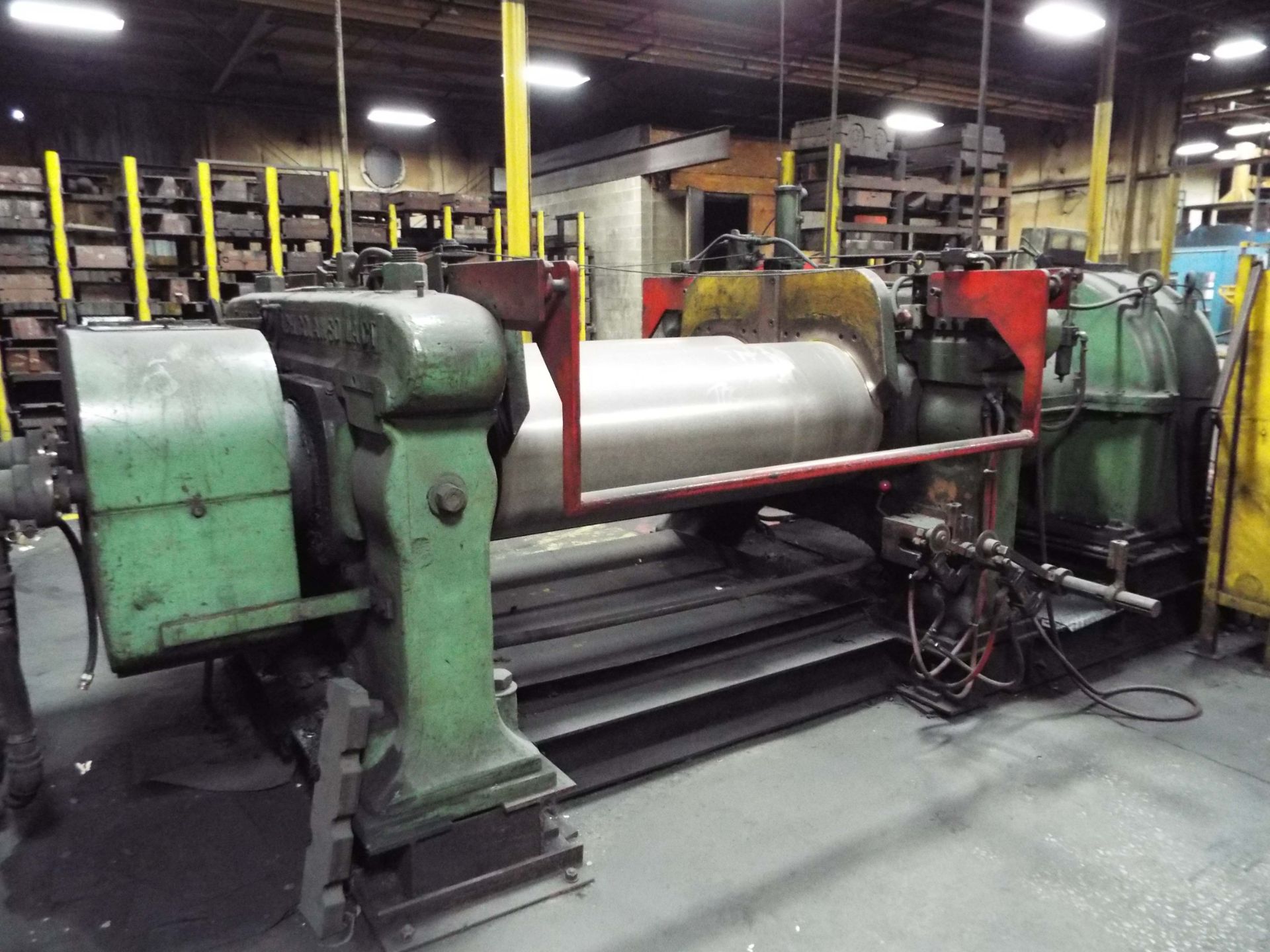 FARREL 2 ROLL MILL WITH 60" CAPACITY, 22" OD ROLLS WITH 1.25:1 FRICTION RATIO, UNITIZED BASE, S/N: - Image 2 of 3