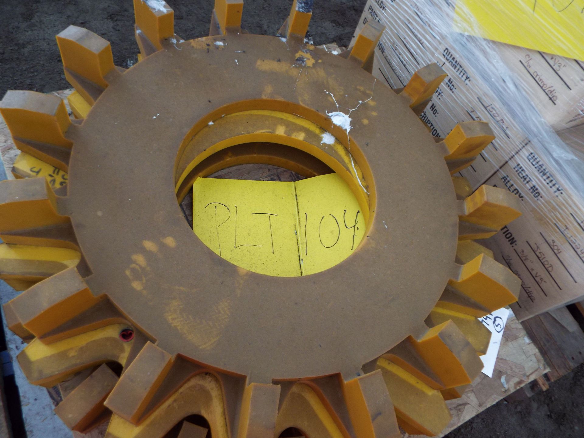 LOT/ CONTENTS OF SKID - (2) MOLDED URETHANE TYPE H1000 GEARS (PLT 104) - Image 2 of 2