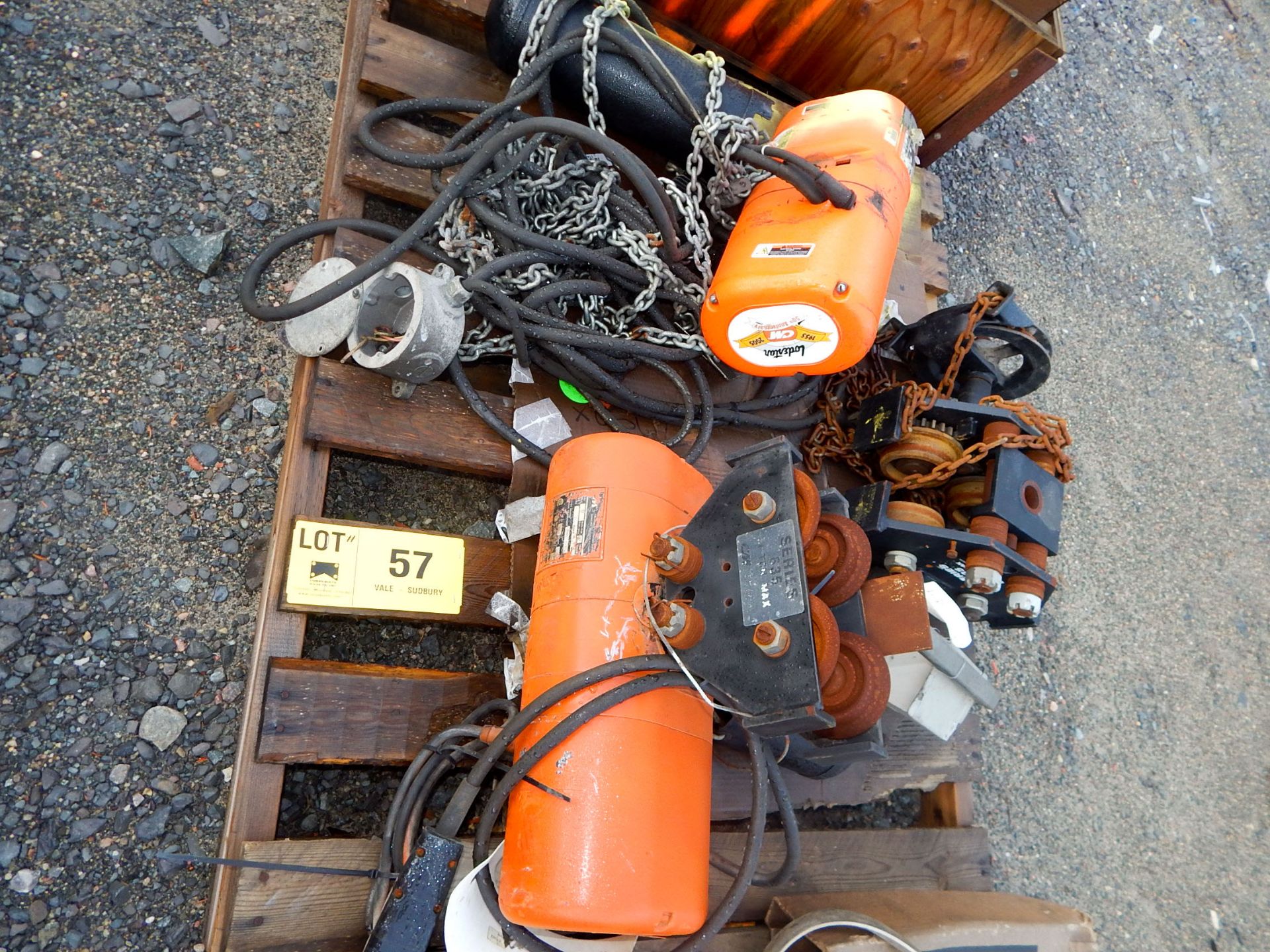 LOT/ CM ELECTRIC HOISTS (LOCATED AT CMD YARD)