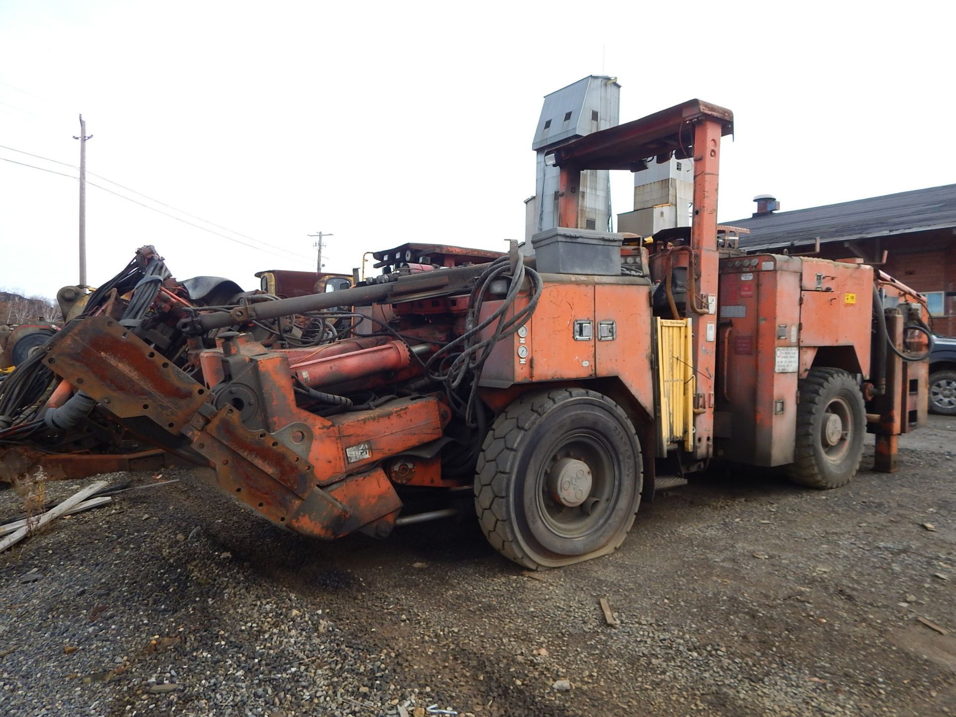 TAMROCK DATASOLO SIXTY 1000 LONG HOLE DRILL S/N: N/A (LOCATED AT STOBIE) - Image 4 of 6