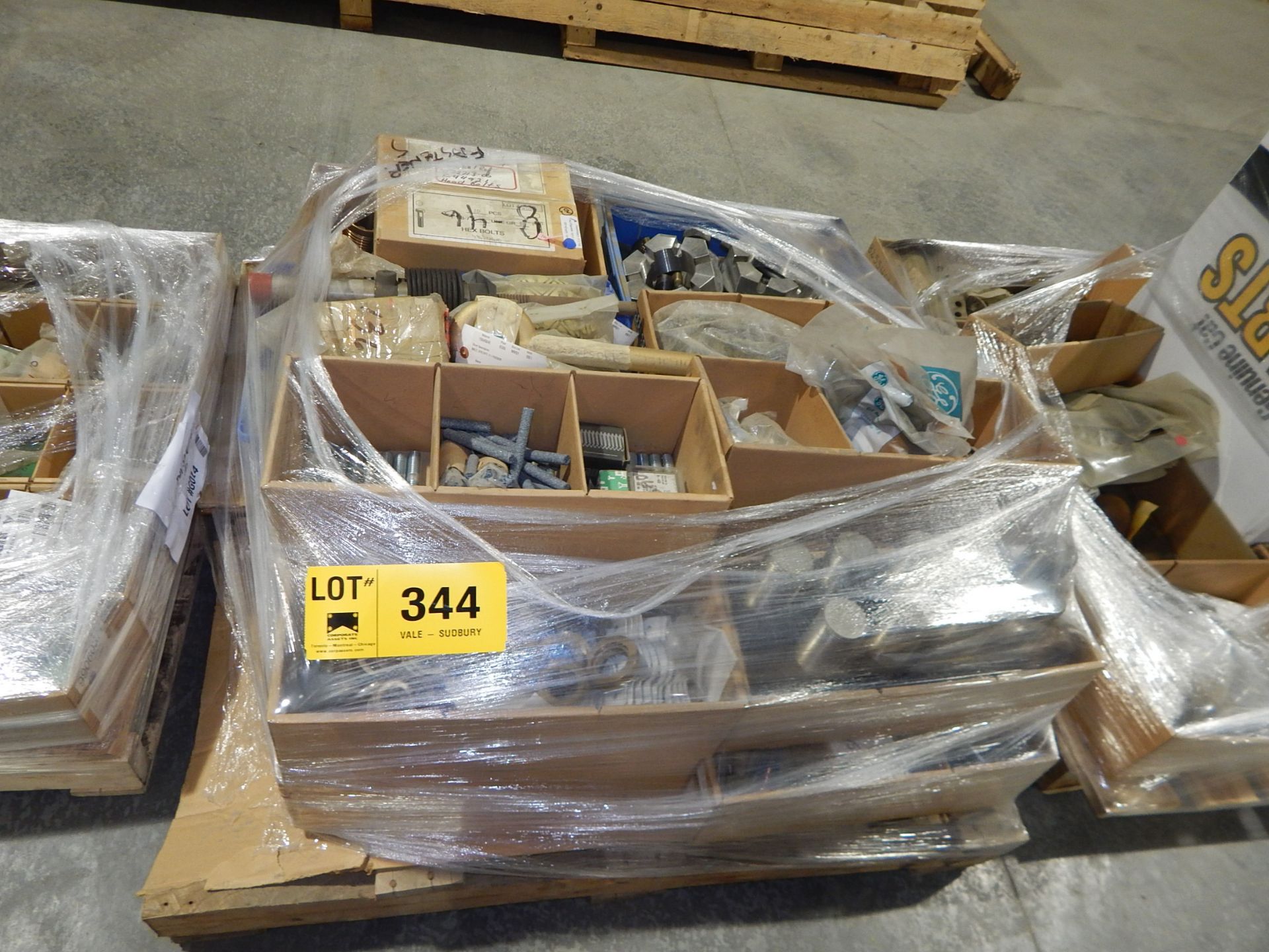 LOT/ FASTENERS (LOCATED AT AER WAREHOUSE)