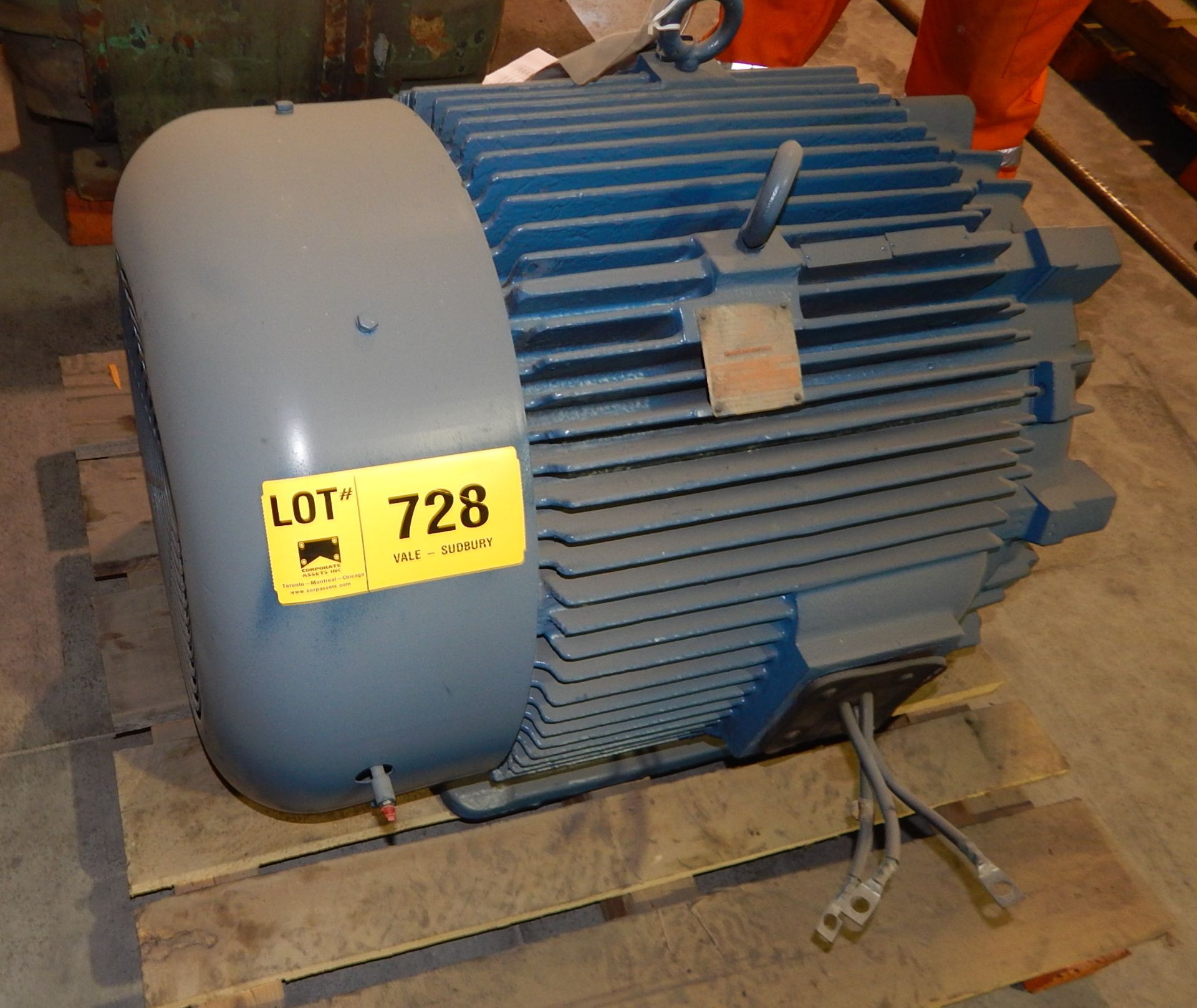 LOT/ 100 HP ELECTRIC MOTOR (LOCATED AT AER WAREHOUSE)