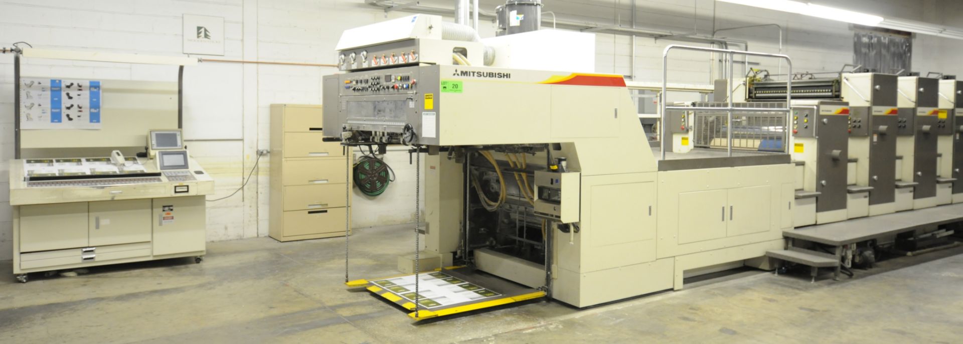 MITSUBISHI (2000) 3FR-5 (5) COLOR, 40"X28" SHEET-FEED OFFSET PERFECTOR PRESS WITH FULLY INTEGRATED