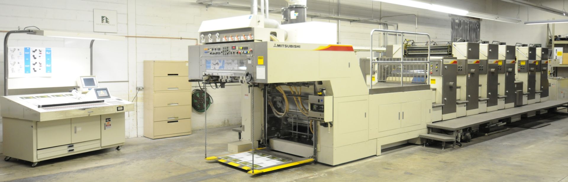 MITSUBISHI (2000) 3FR-5 (5) COLOR, 40"X28" SHEET-FEED OFFSET PERFECTOR PRESS WITH FULLY INTEGRATED - Image 3 of 13