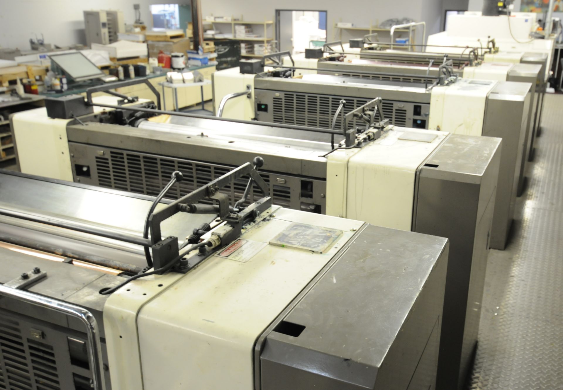 MITSUBISHI (2000) 3FR-5 (5) COLOR, 40"X28" SHEET-FEED OFFSET PERFECTOR PRESS WITH FULLY INTEGRATED - Image 13 of 13