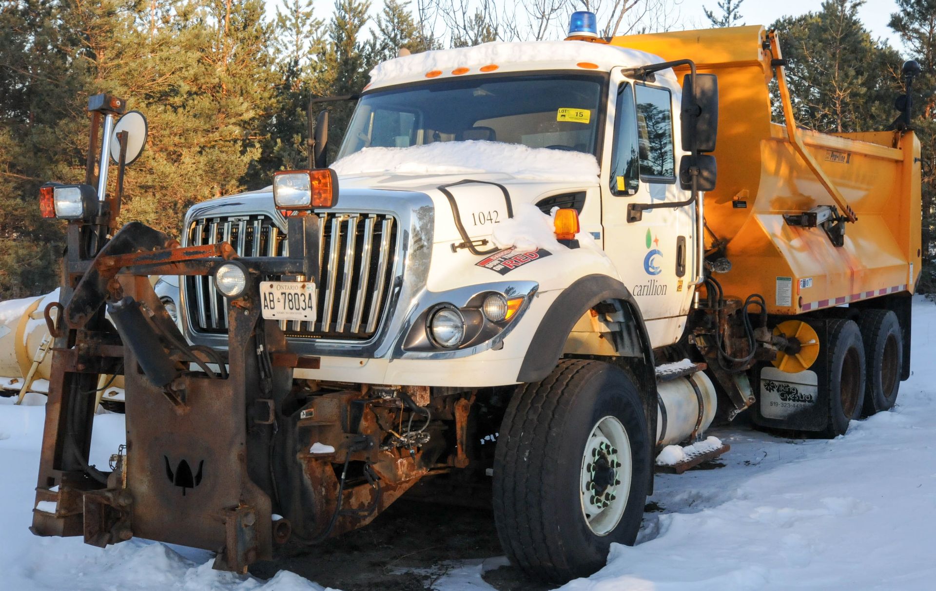 INTERNATIONAL (2012) WORKSTAR 7600 6X4 TANDEM AXLE PLOW TRUCK WITH 9.4L MAXXFORCE 9 TURBO DIESEL