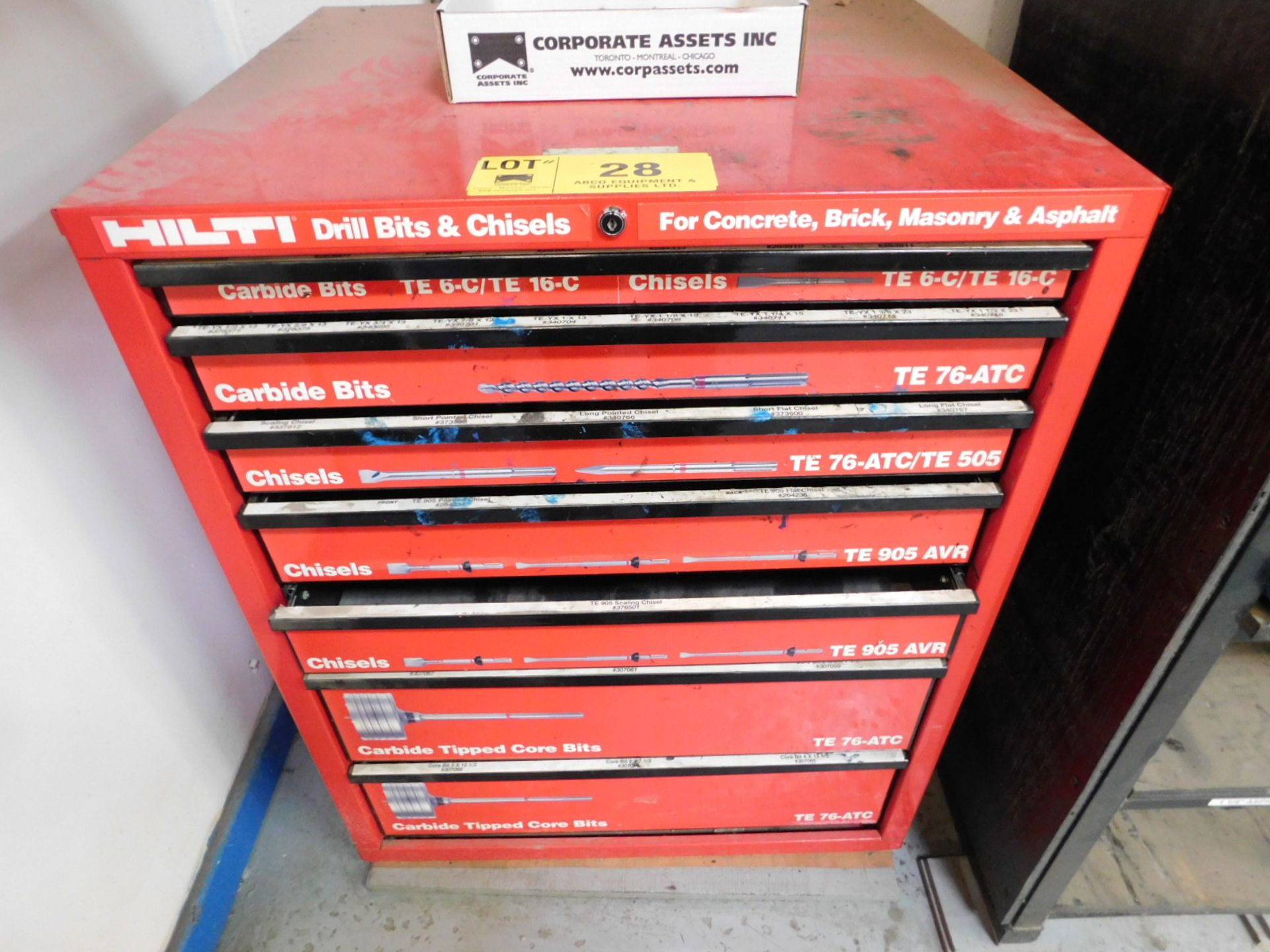 HILTI 7 DRAWER TOOL CABINET