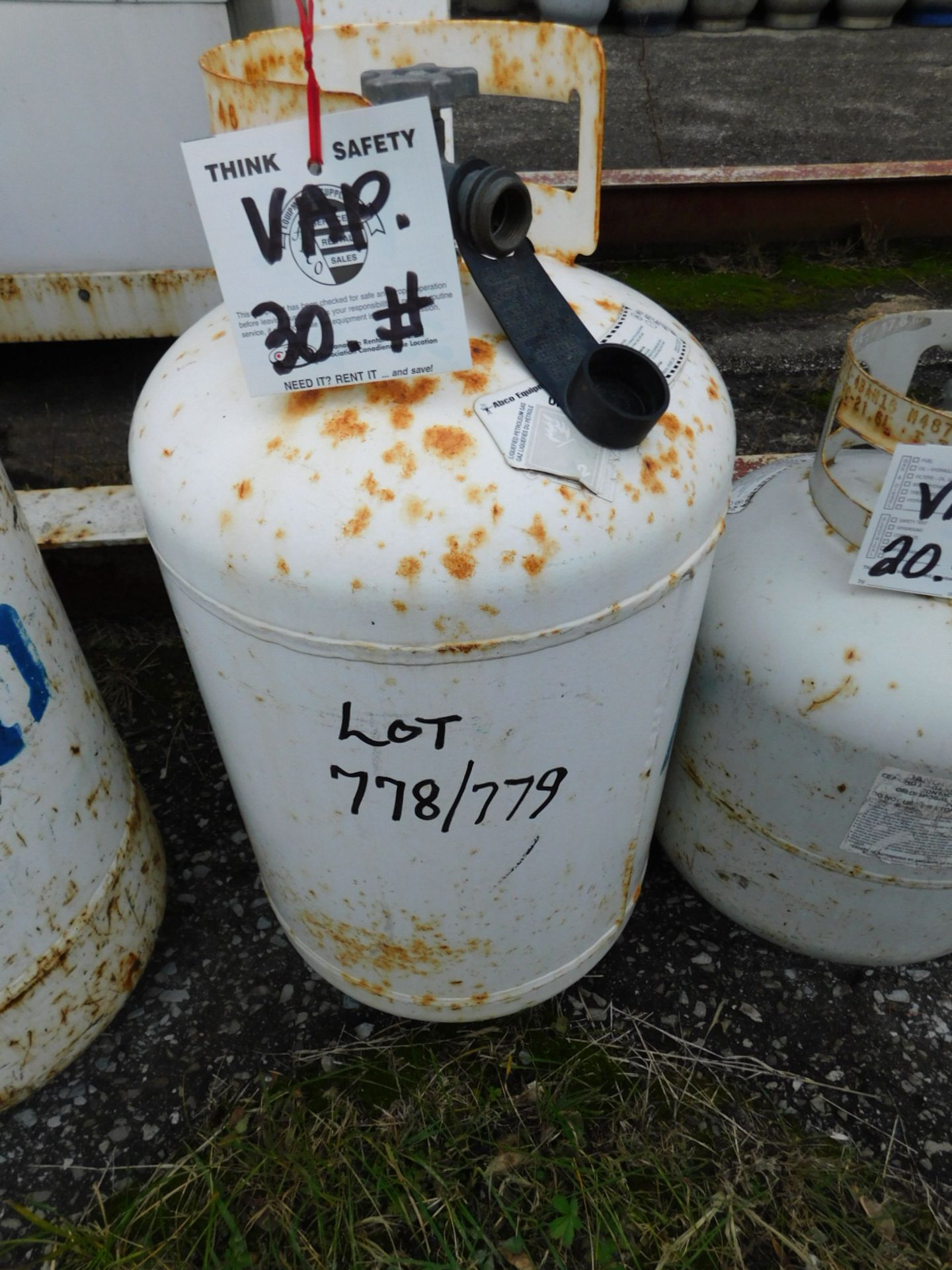 30LB PROPANE VAPOR TANK (OUTDATED)