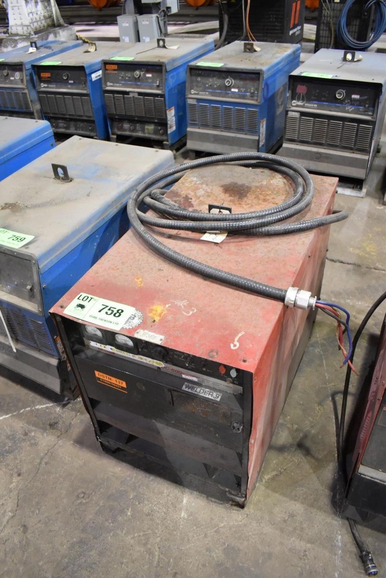 LINCOLN IDEALARC 600 WELDING POWER SUPPLY