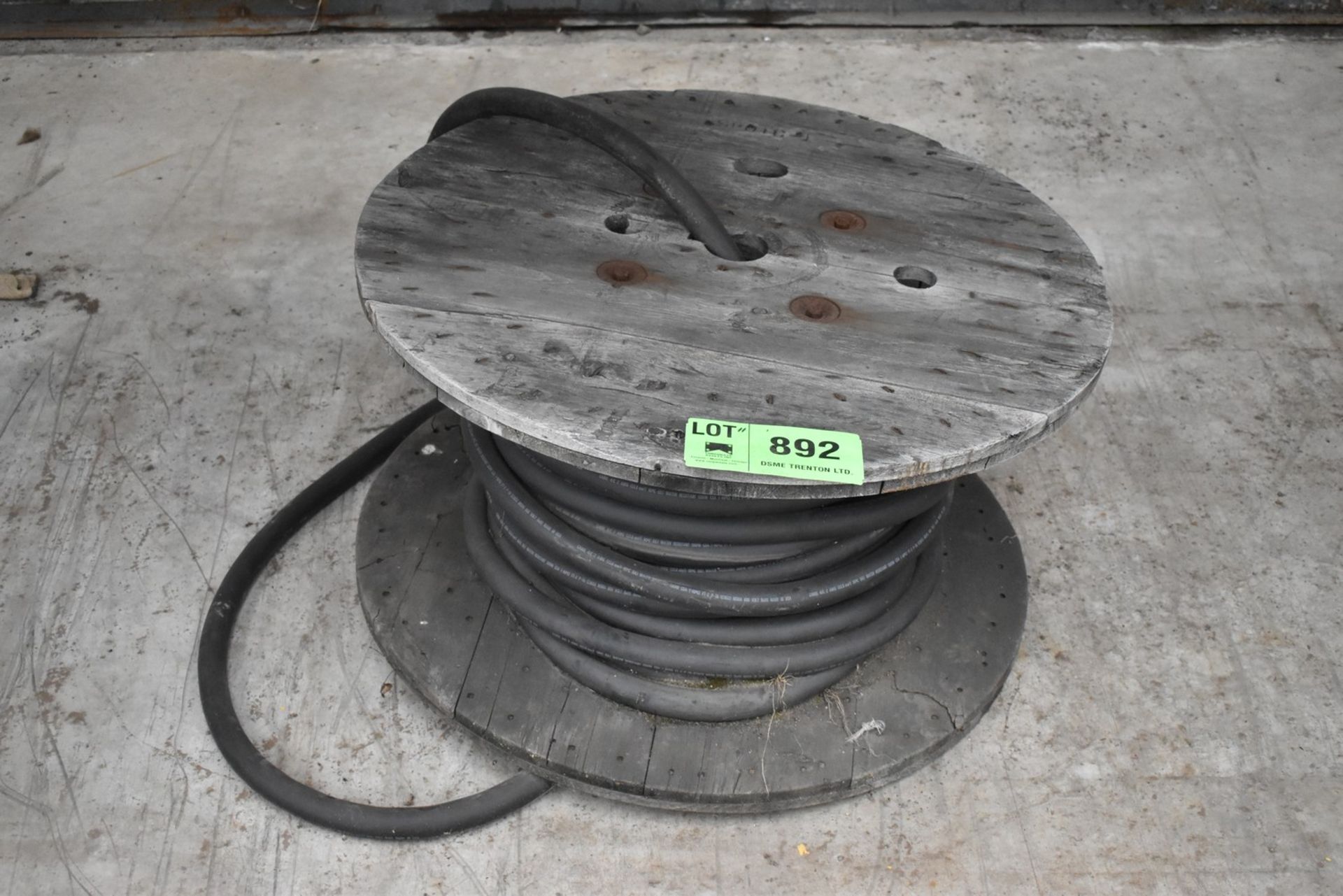LOT/ ELECTRICAL WIRE