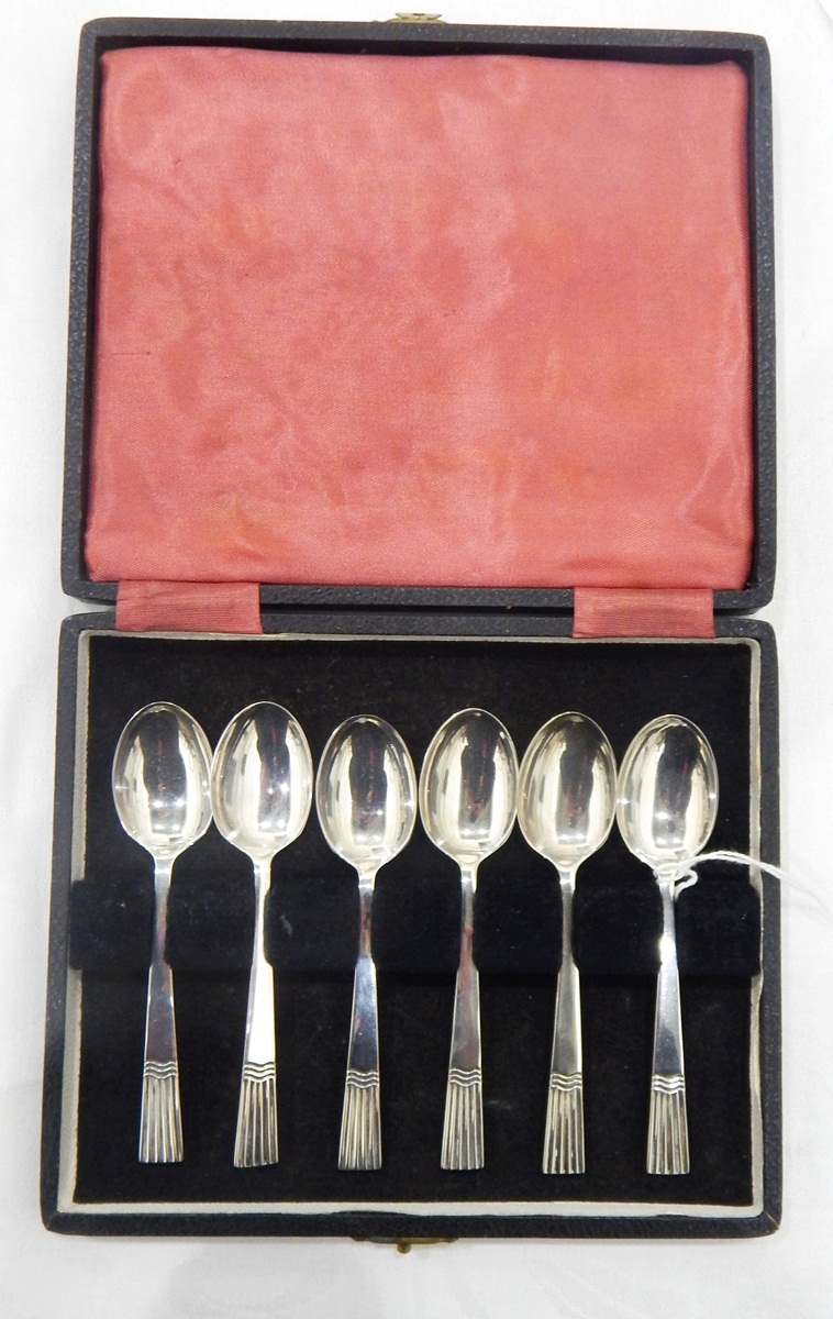 Set of six mid 20th century silver coffee spoons, Sheffield 1945, makers Cooper Brothers & Sons Ltd,