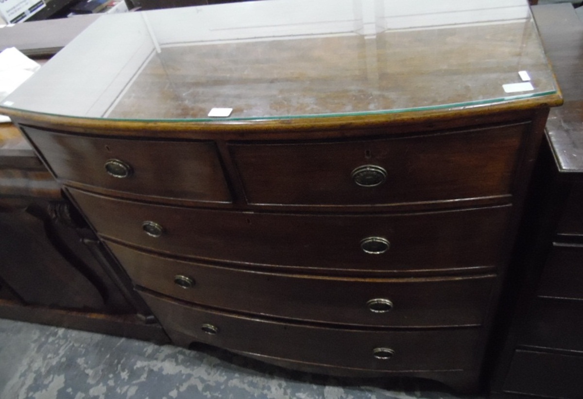 Victorian mahogany bowfront chest of two short and three long graduated drawers, on bracket feet,