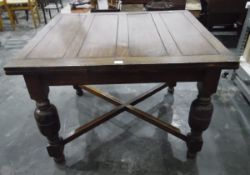 Oak draw-leaf table on bulbous turned supports